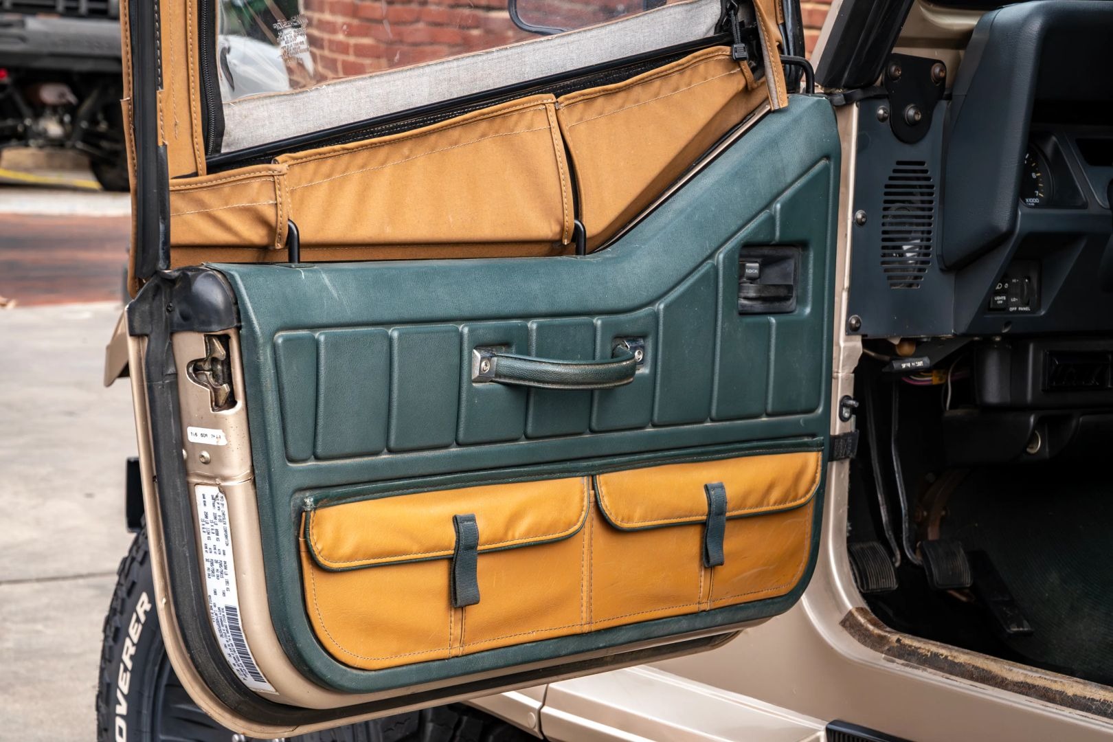 1993 Jeep Wrangler Sahara