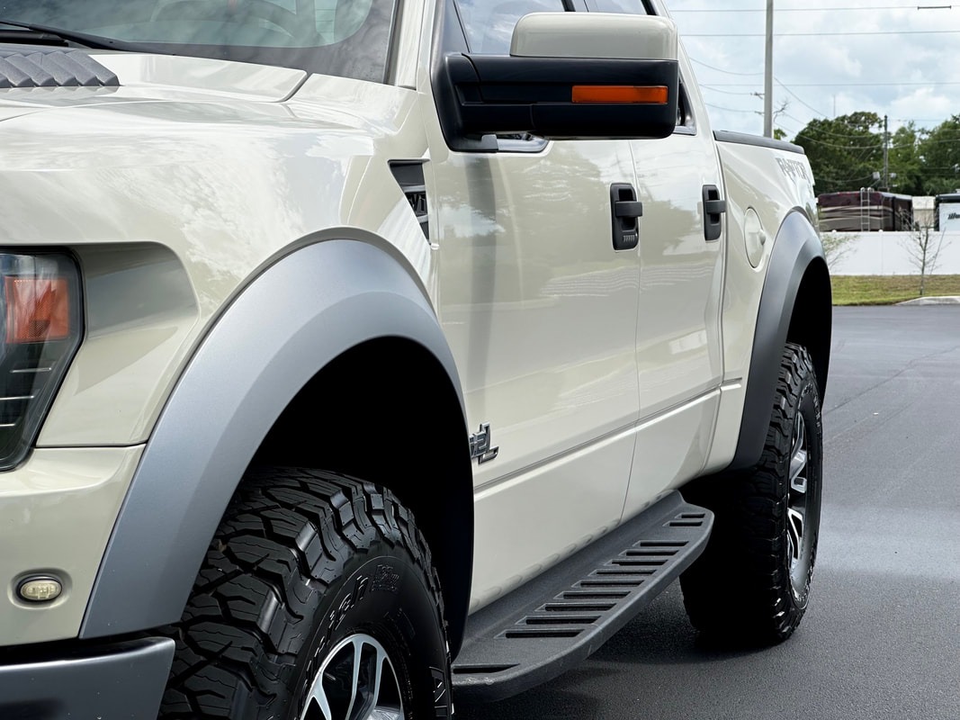 2013 Ford F-150 Raptor - 3