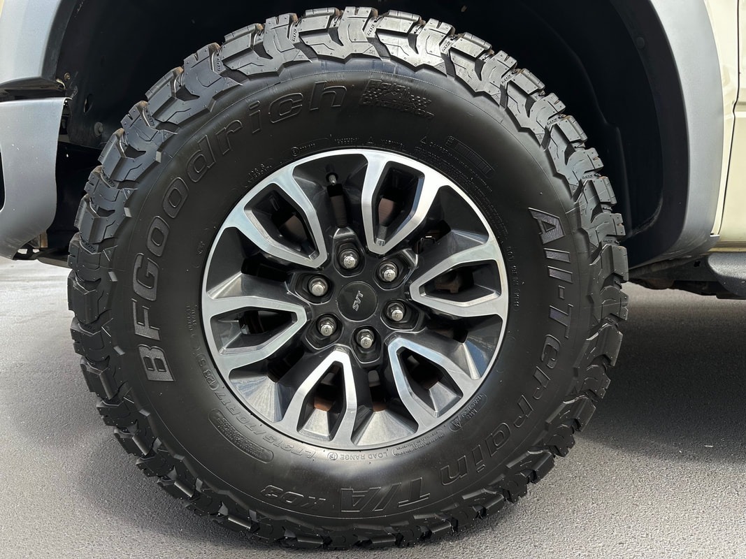 2013 Ford F-150 Raptor