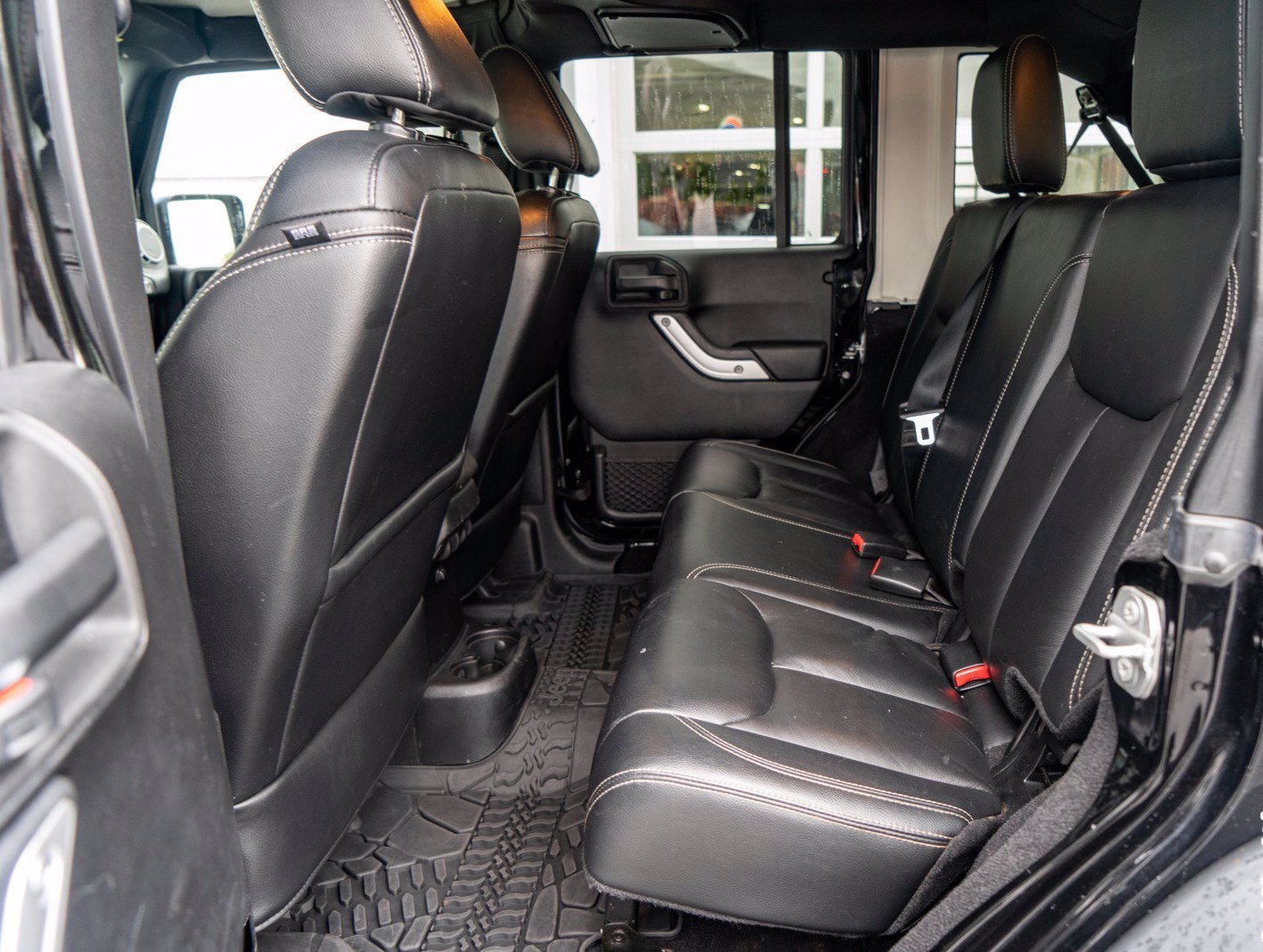 Hemi-Powered 2015 Jeep Wrangler