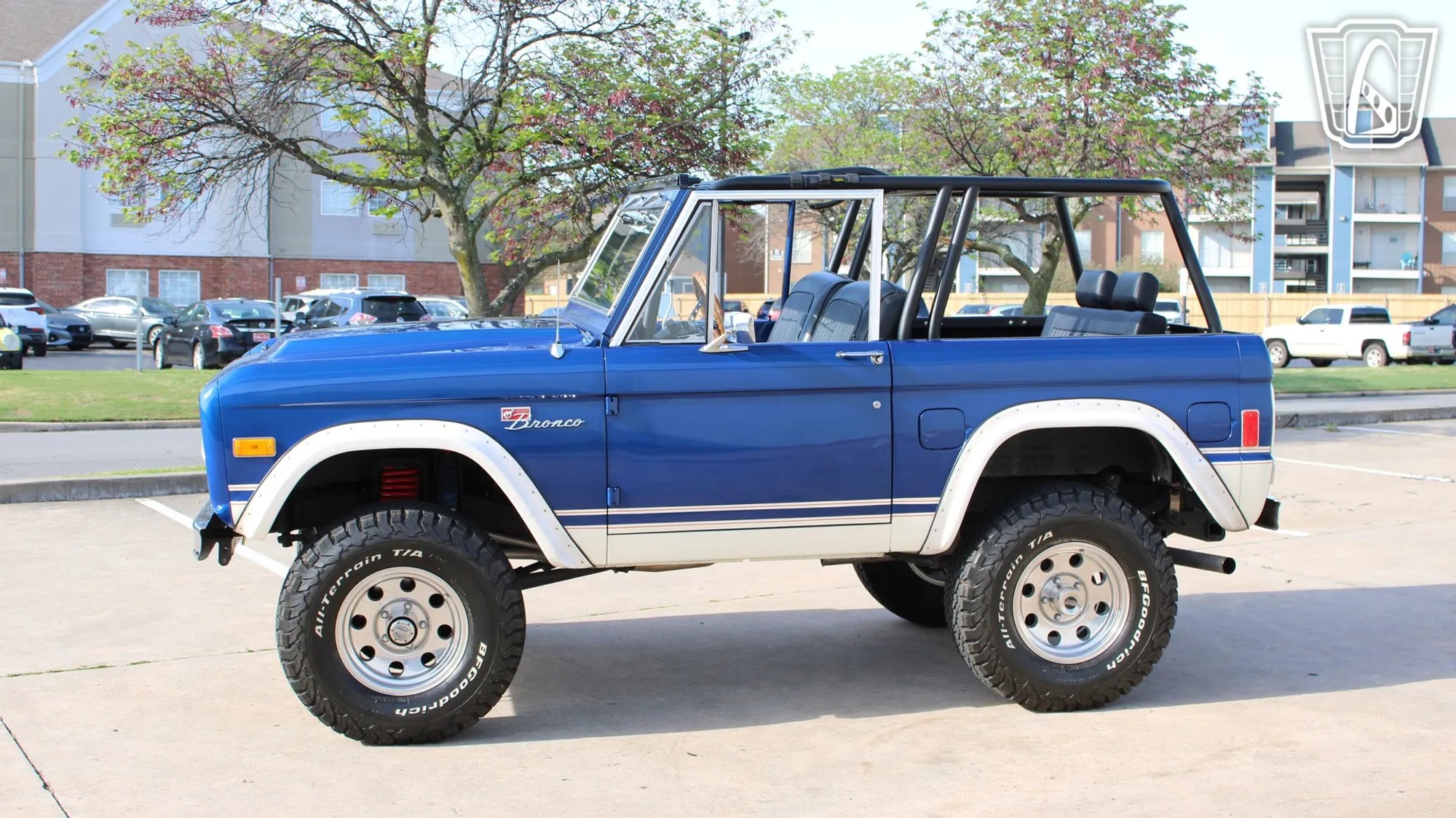 1977 Ford Bronco - 2