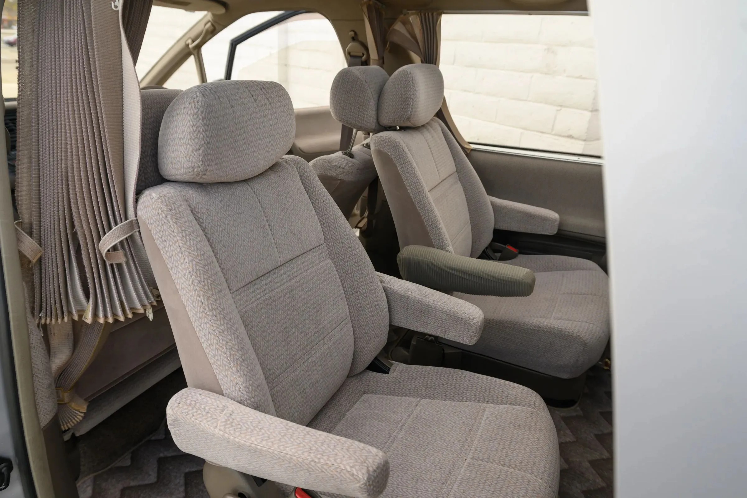 1992 Toyota Estima Lucida G