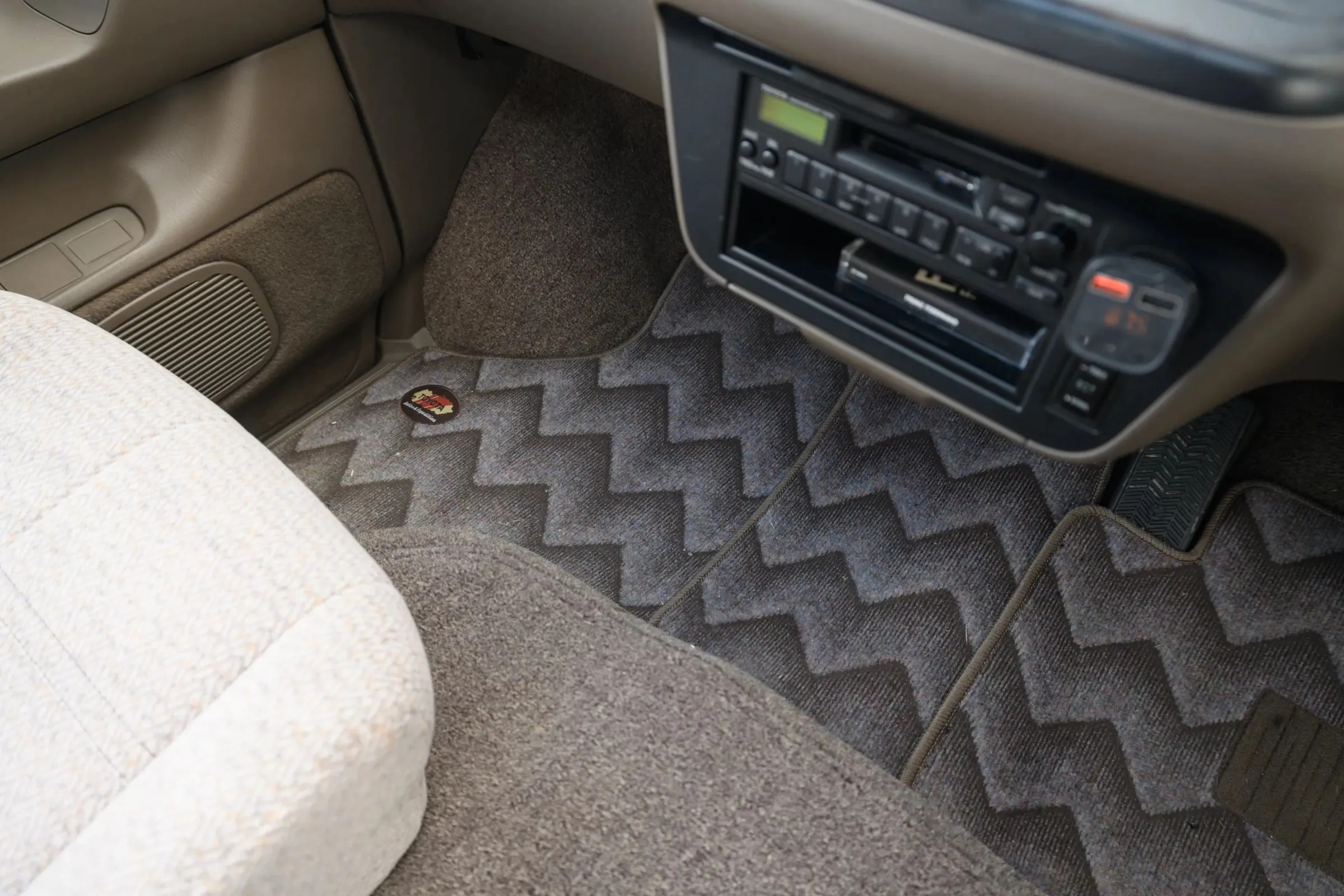 1992 Toyota Estima Lucida G