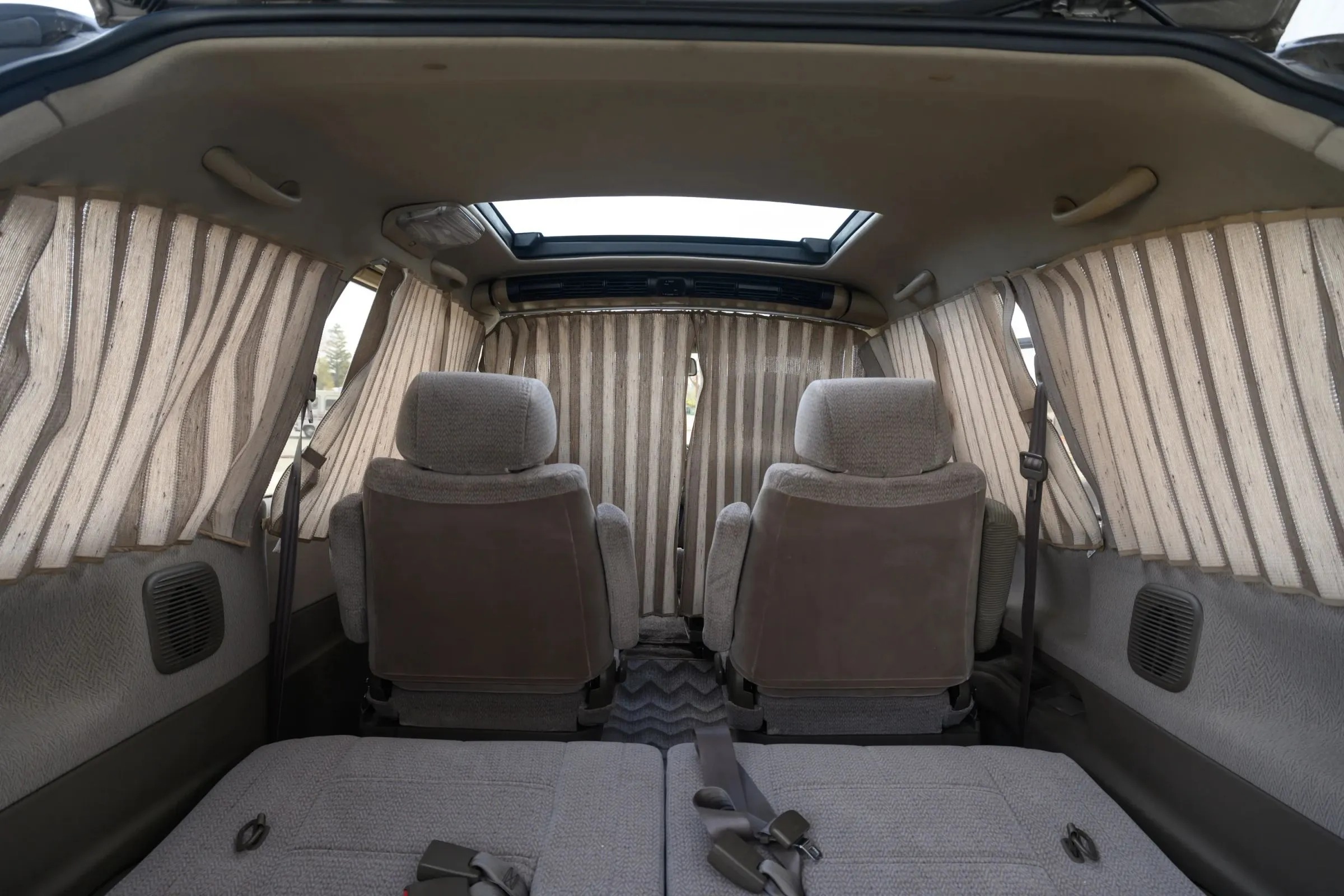 1992 Toyota Estima Lucida G