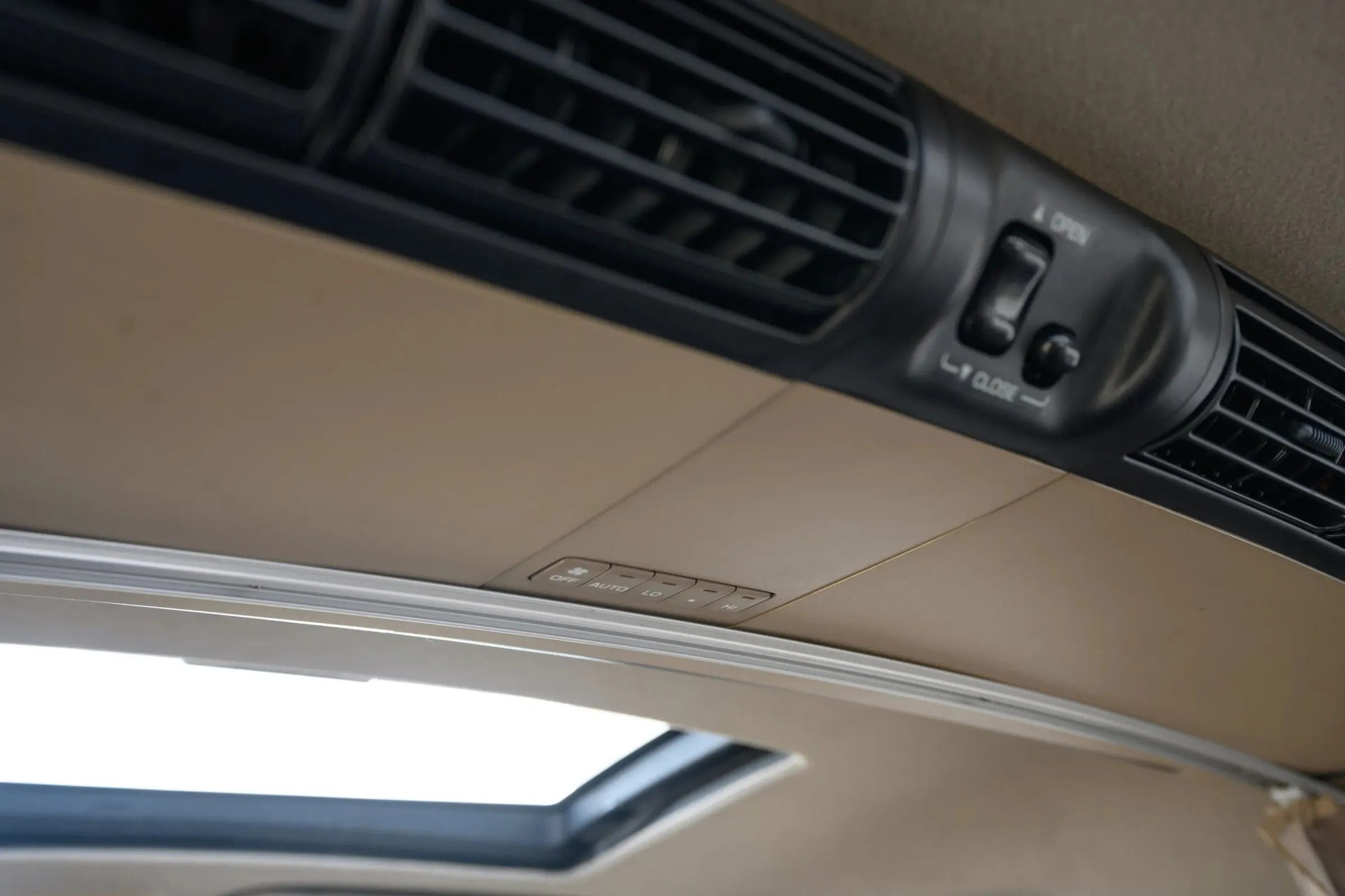 1992 Toyota Estima Lucida G