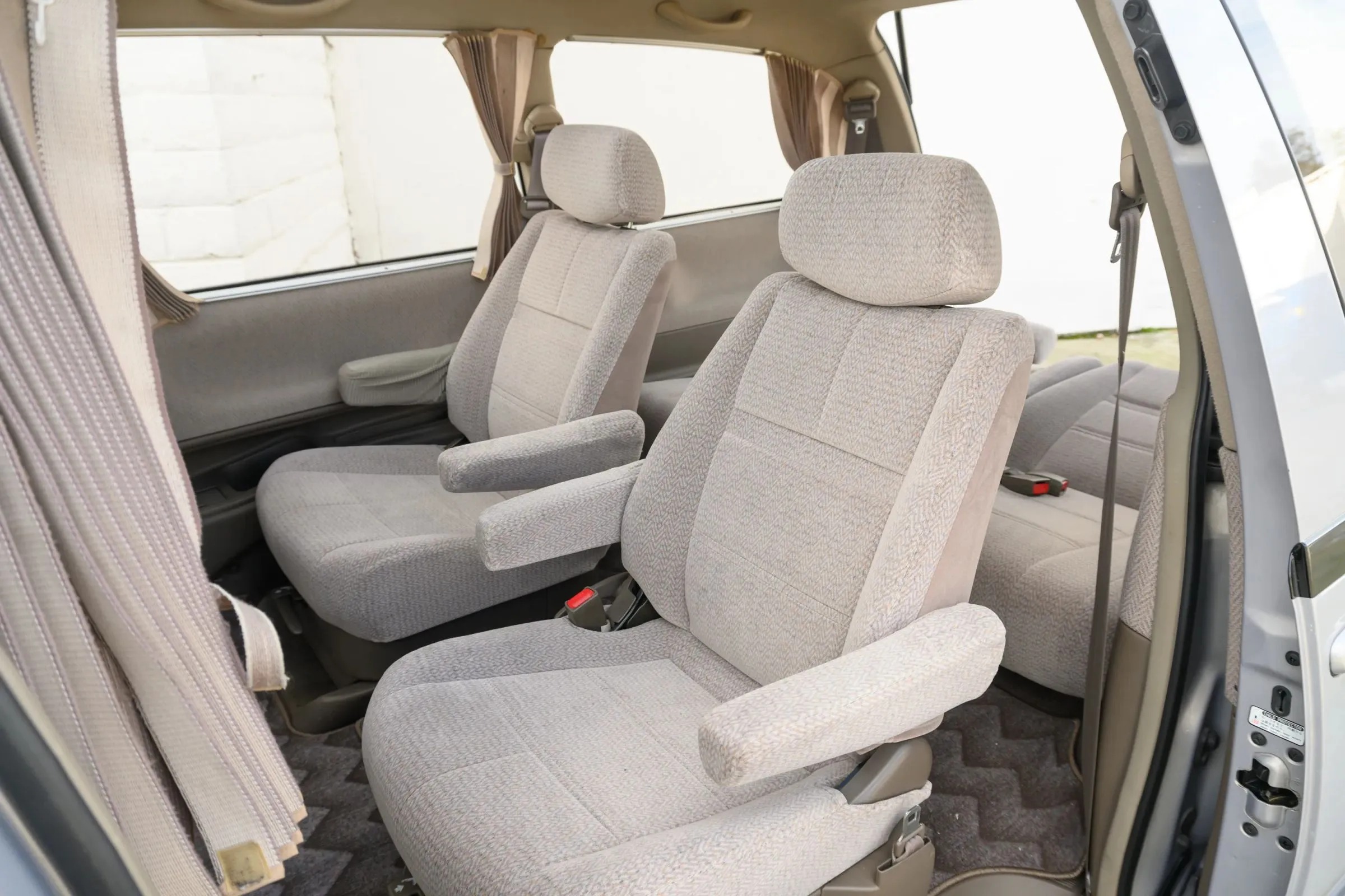 1992 Toyota Estima Lucida G