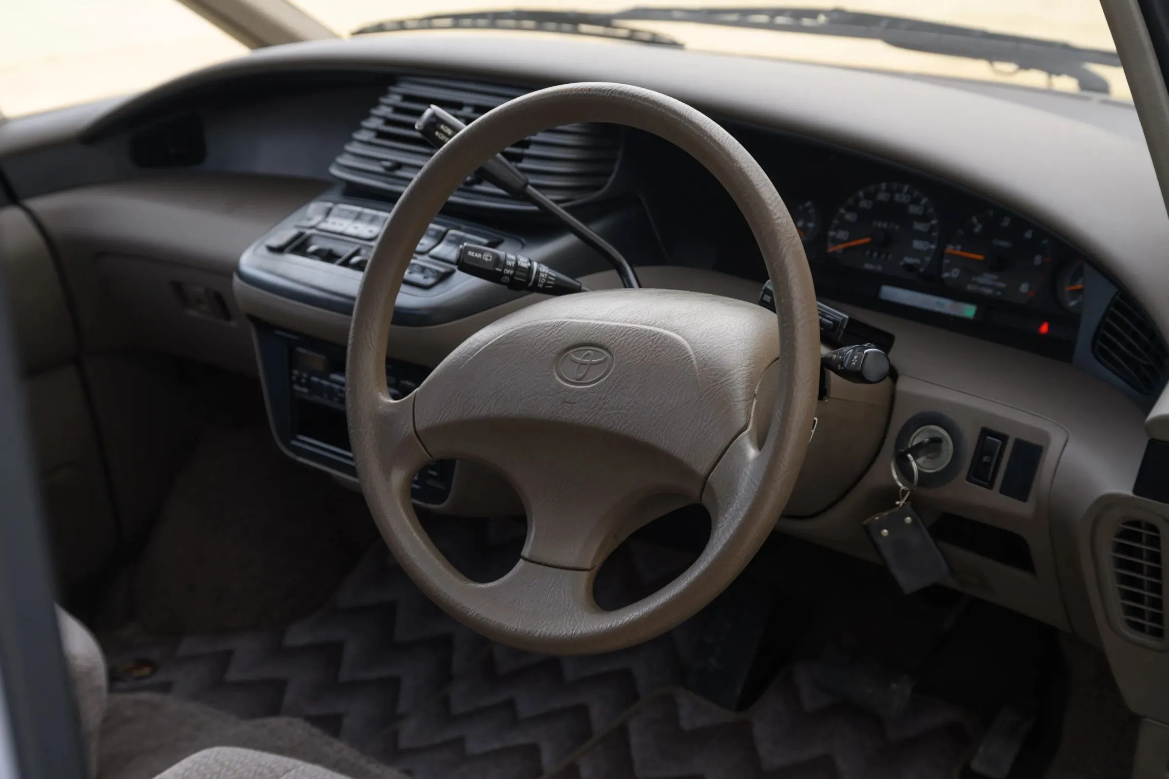 1992 Toyota Estima Lucida G