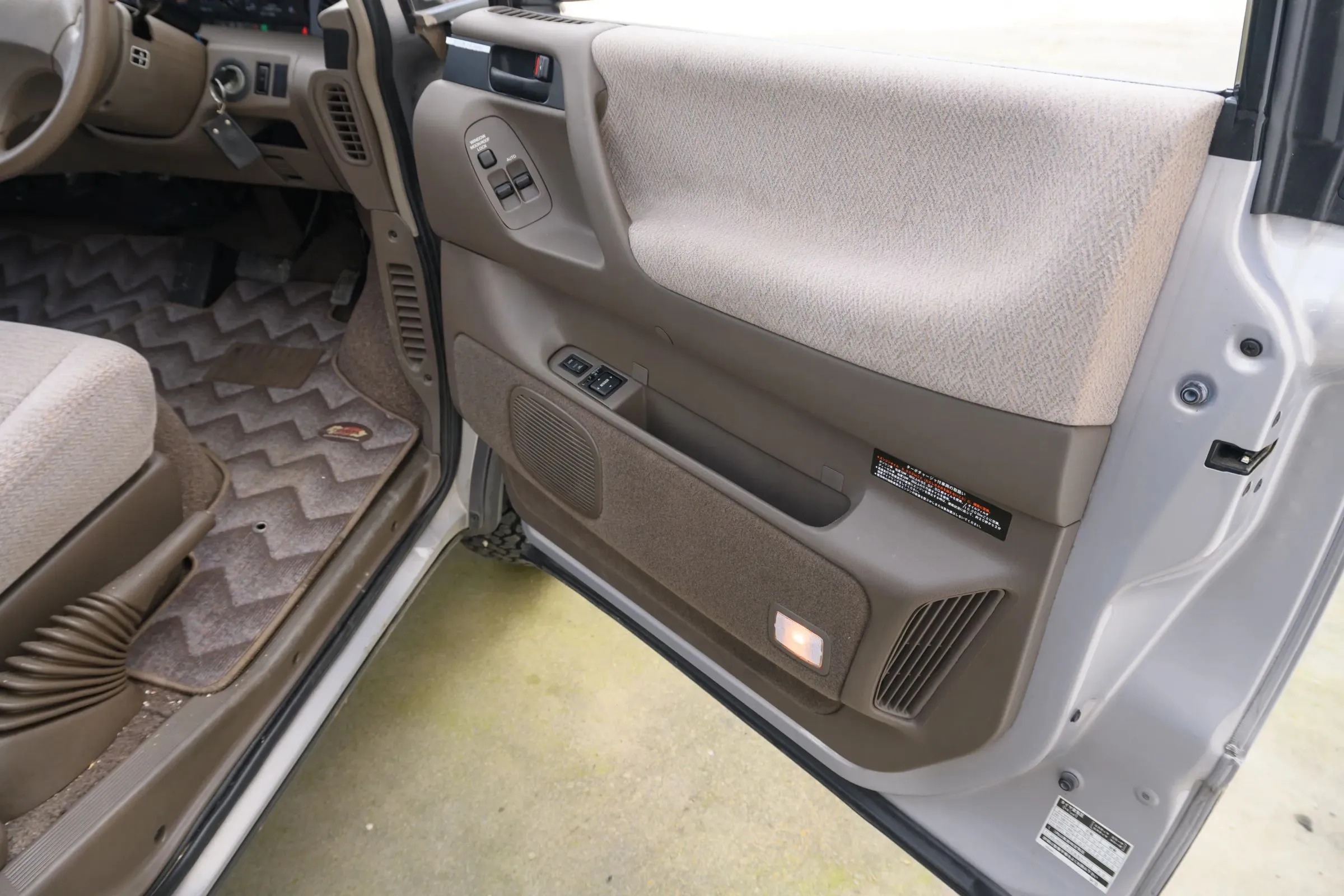 1992 Toyota Estima Lucida G