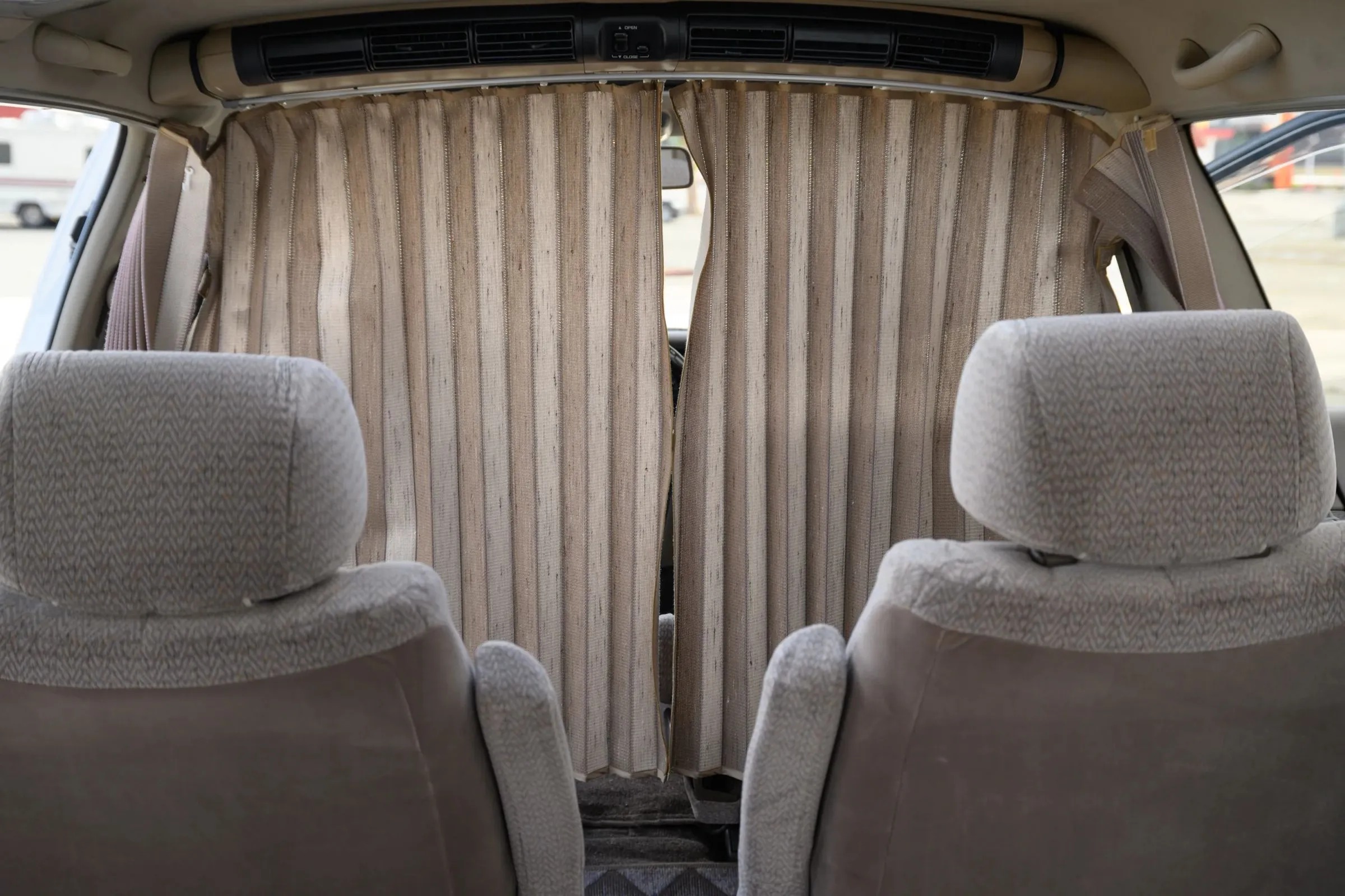 1992 Toyota Estima Lucida G