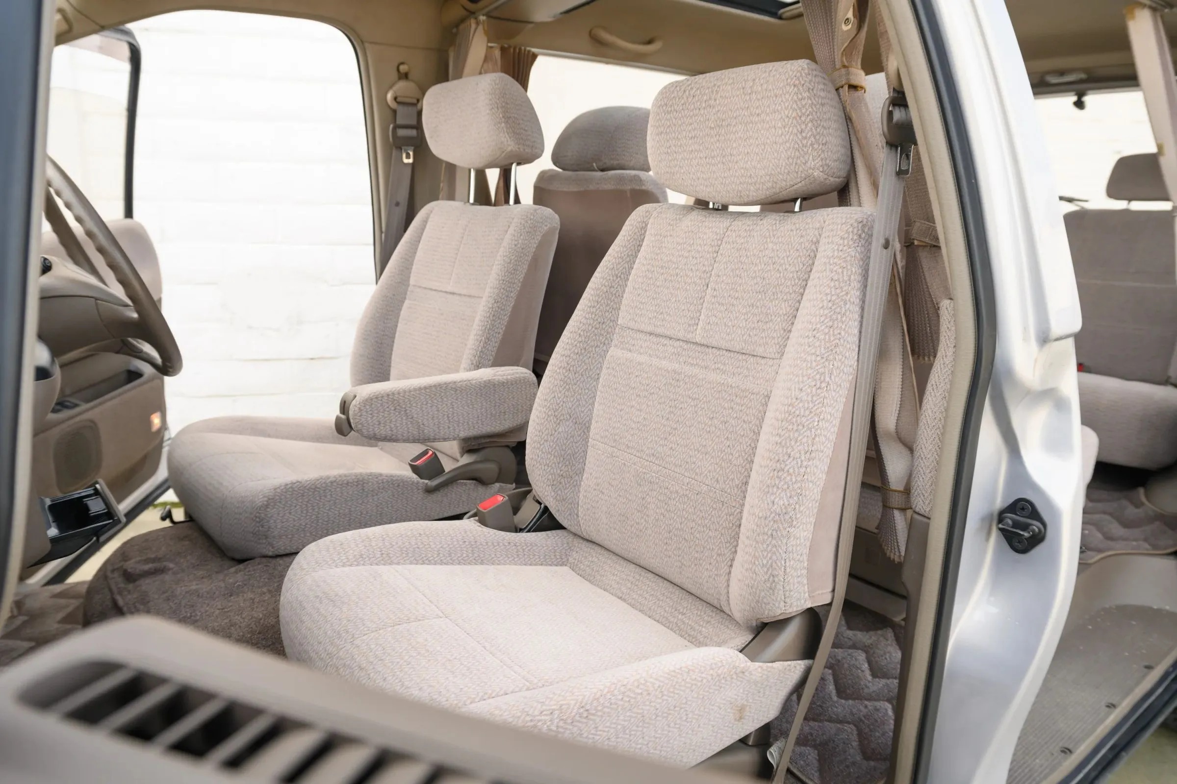 1992 Toyota Estima Lucida G