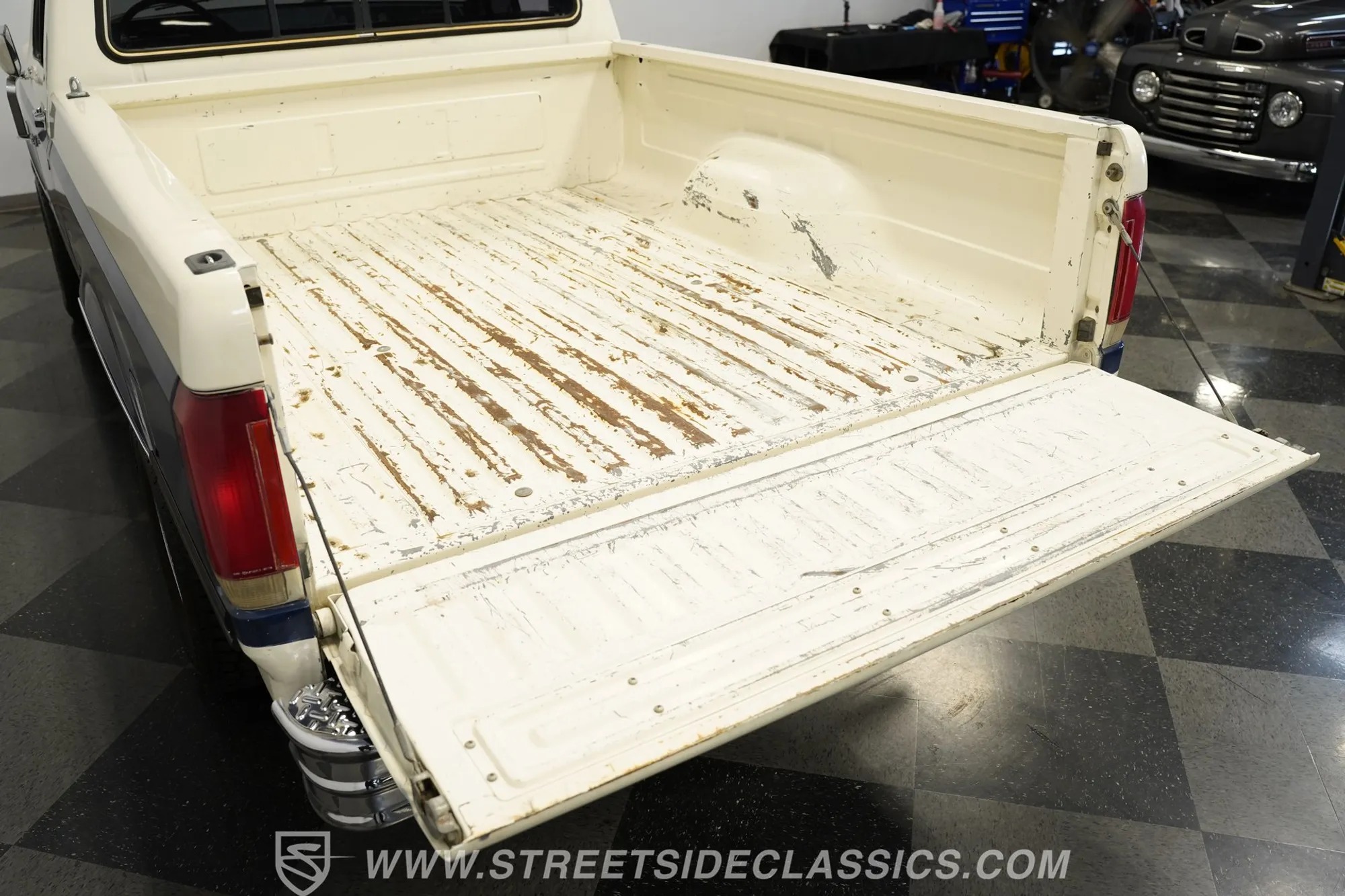 1987 Ford F-150 Custom