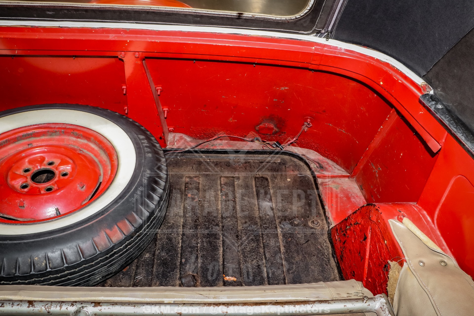 1949 Willys Overland Jeepster