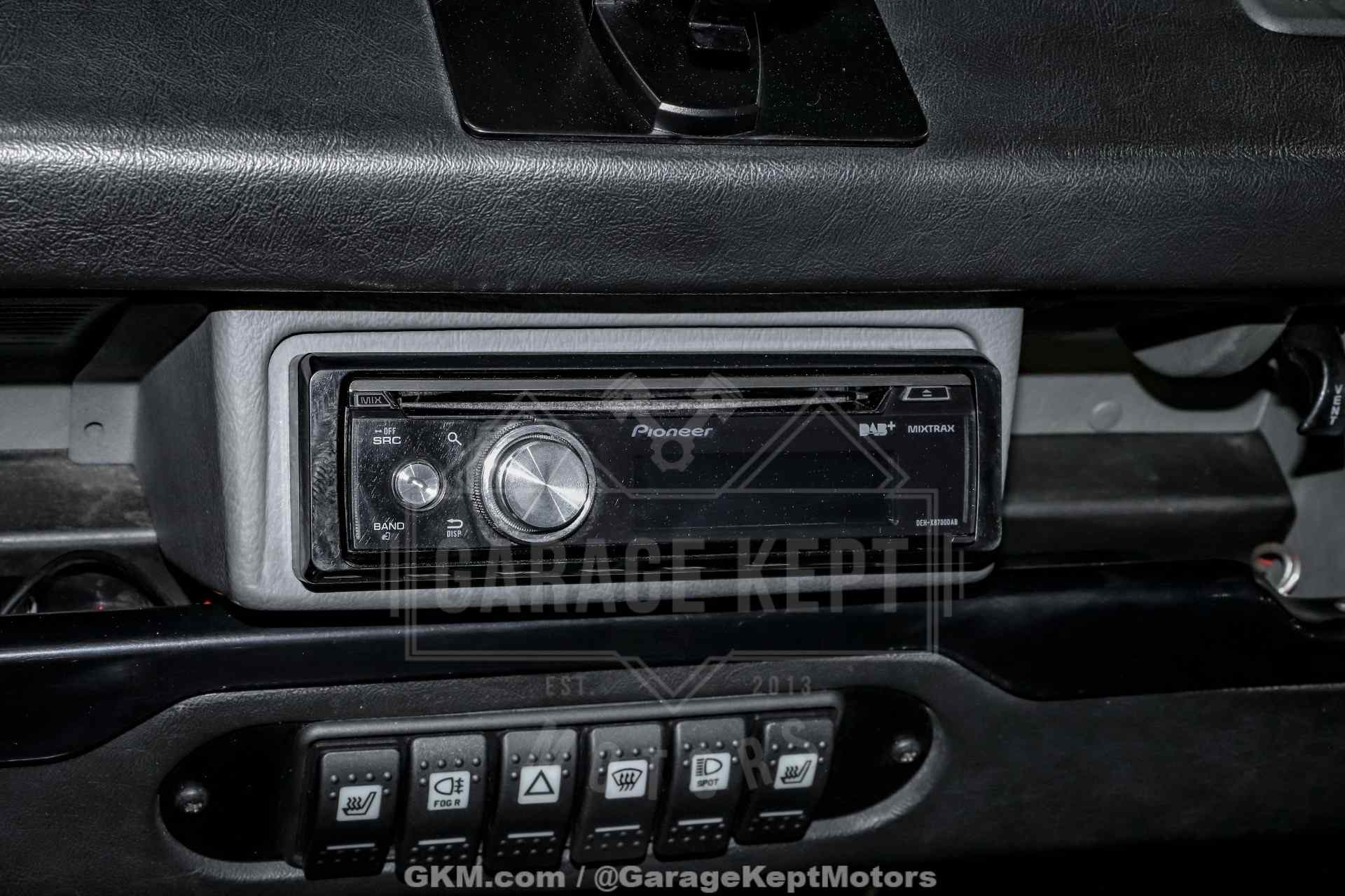 2000 Land Rover Defender 130