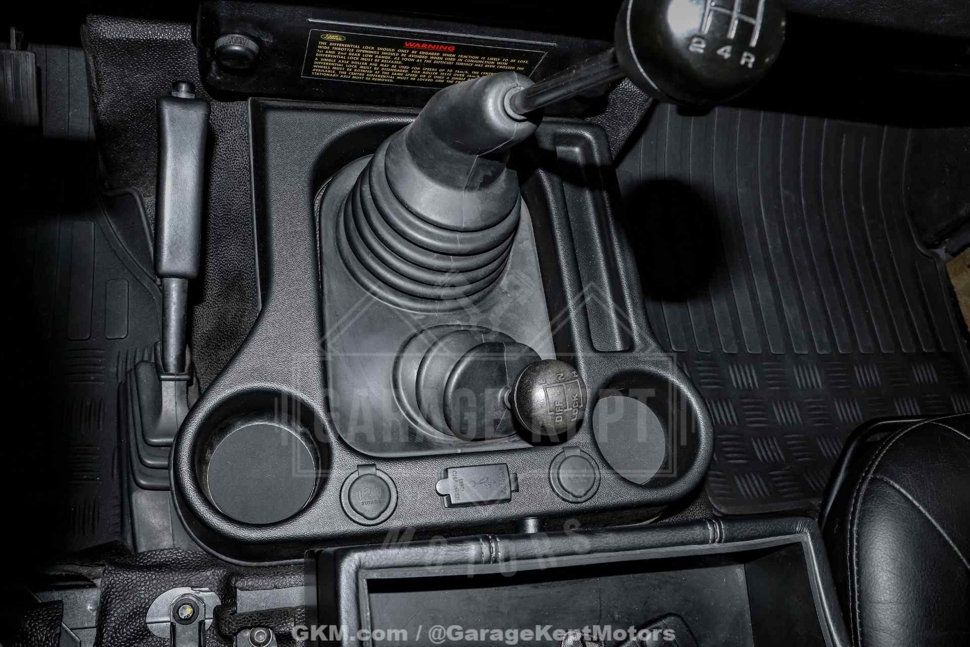 2000 Land Rover Defender 130