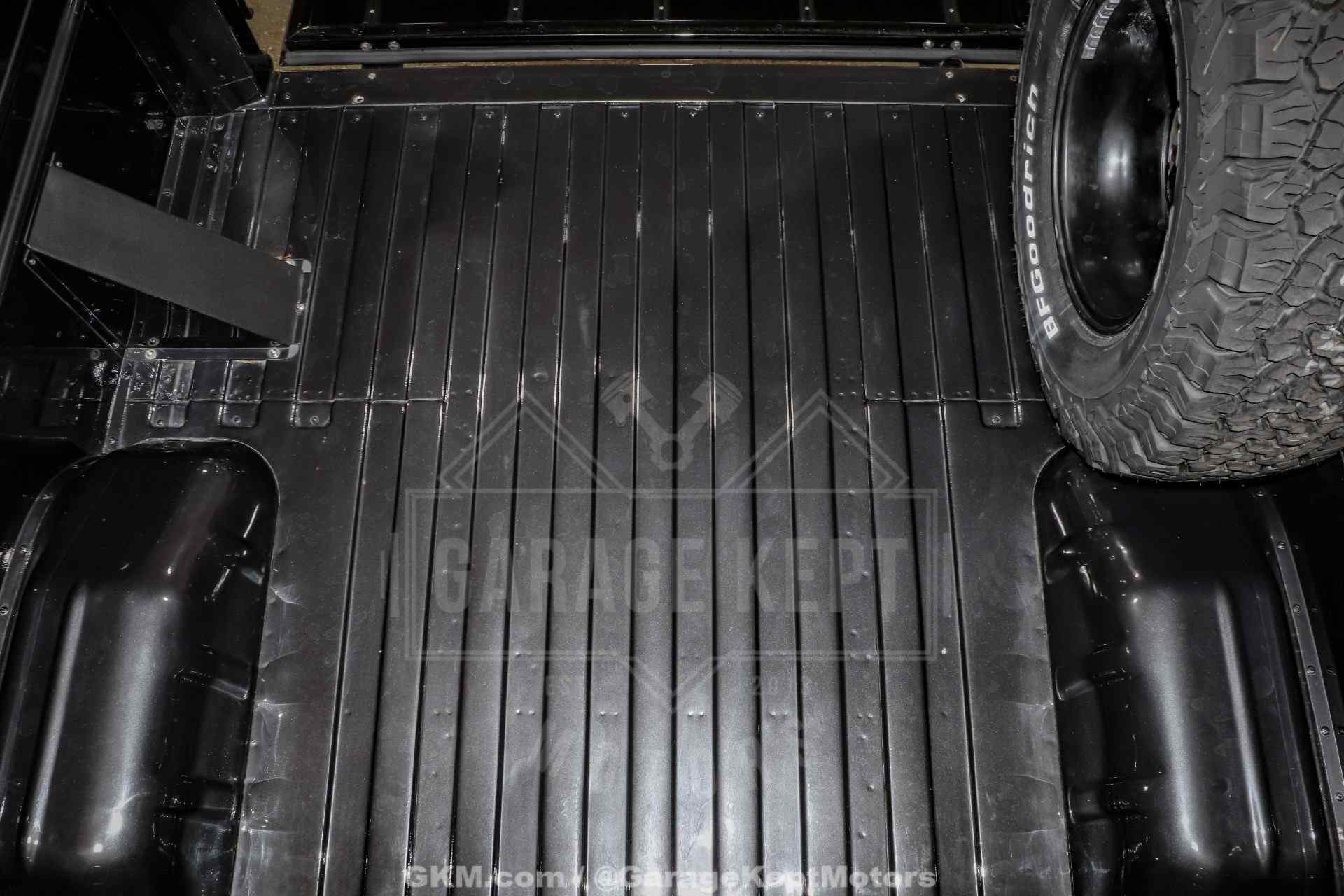 2000 Land Rover Defender 130