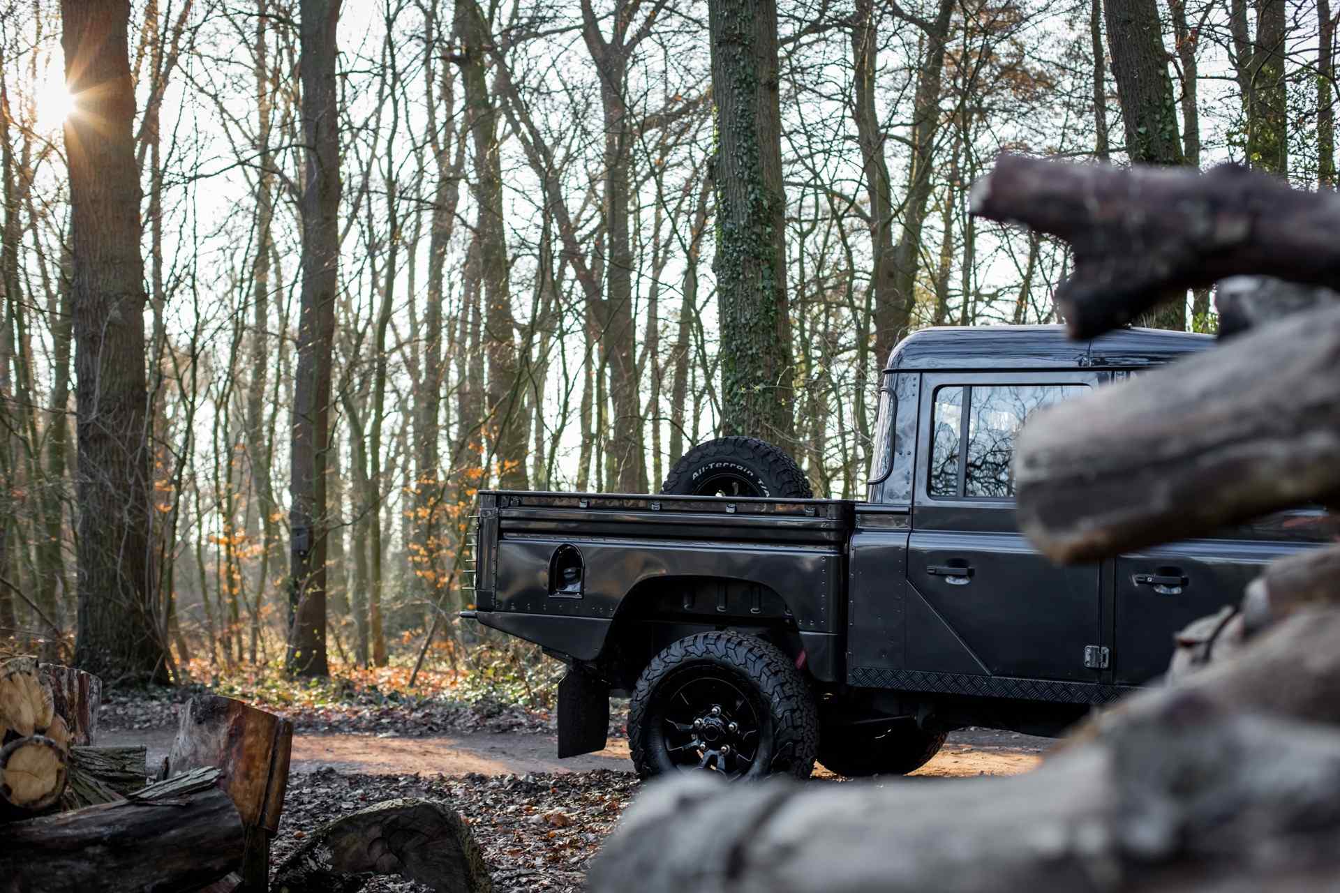 2000 Land Rover Defender 130