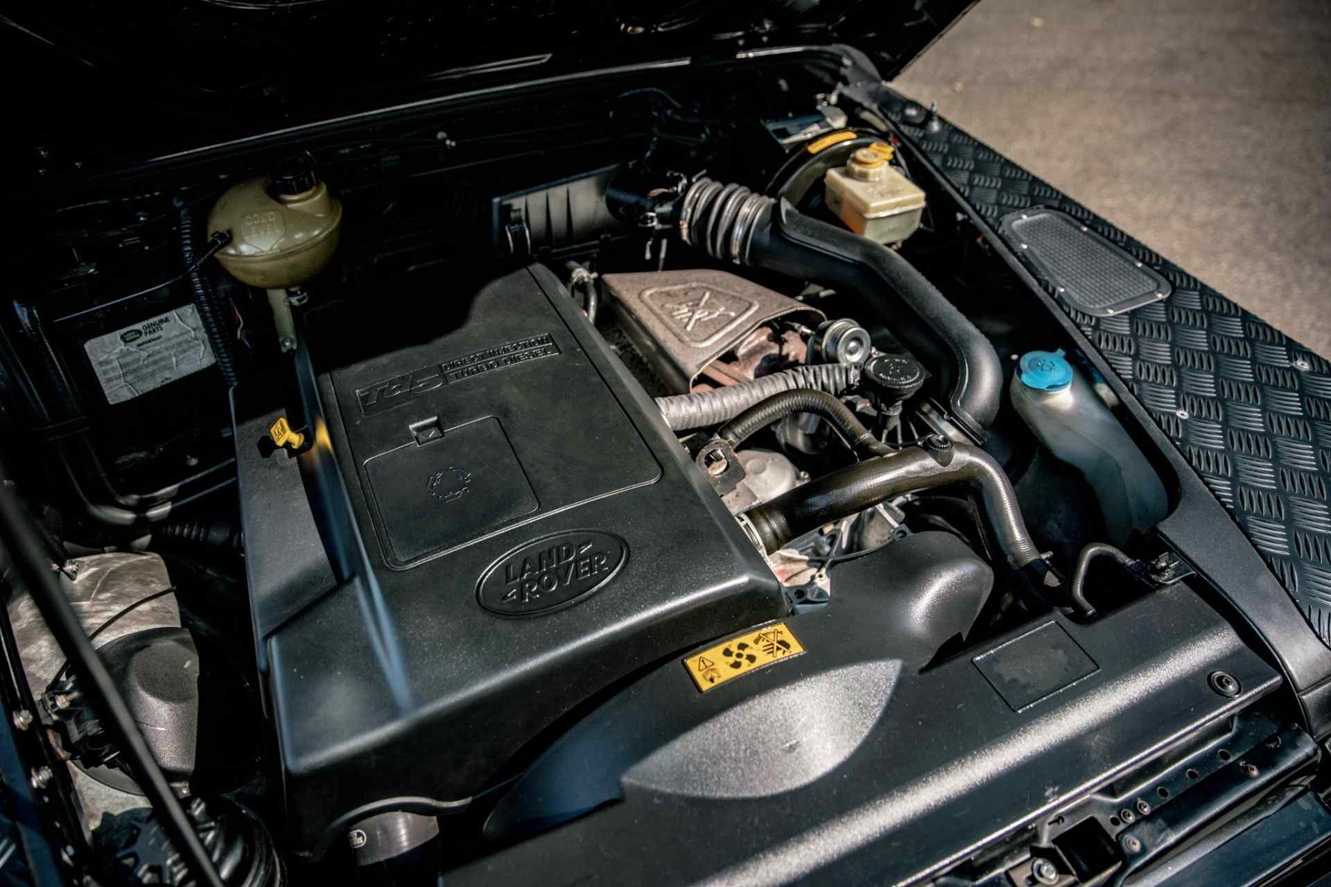 2000 Land Rover Defender 130 - 4