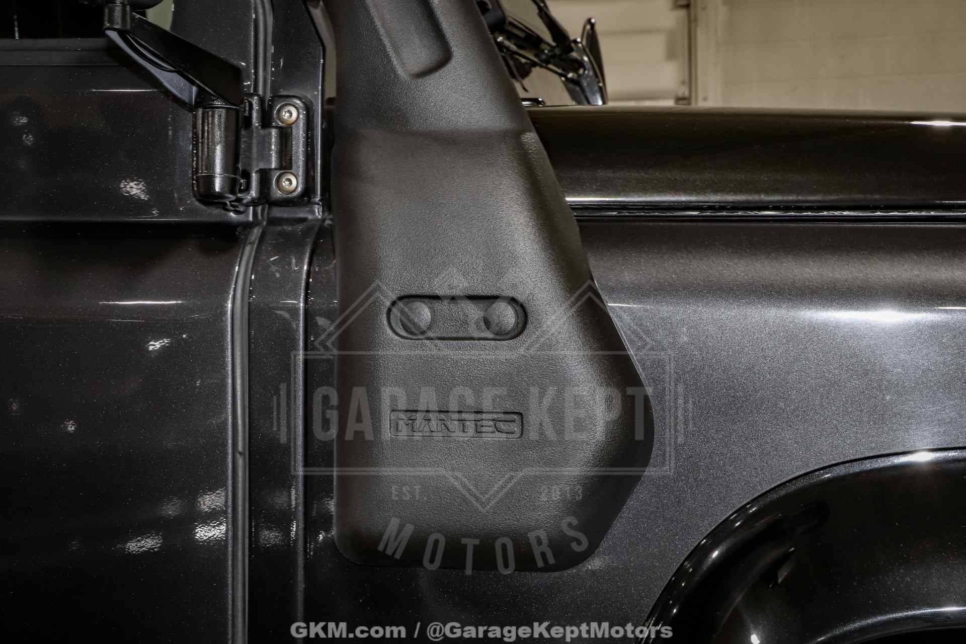 2000 Land Rover Defender 130