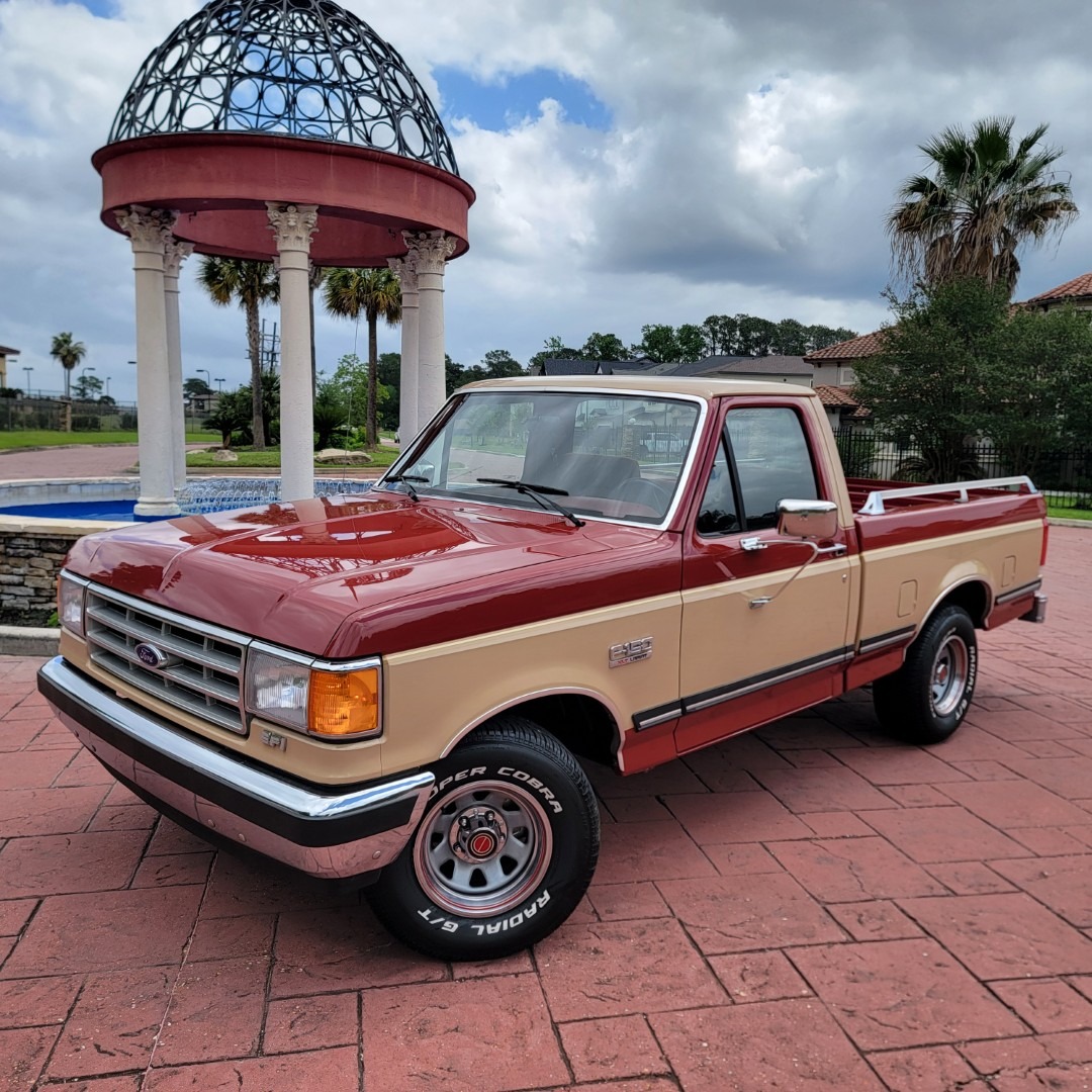 1987 Ford F-150 XLT Lariat - 4