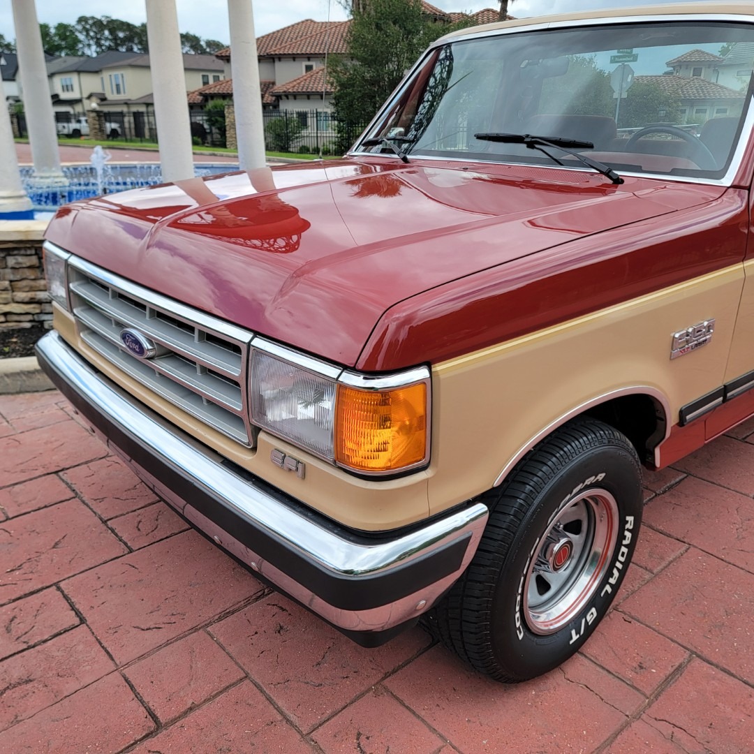 1987 Ford F-150 XLT Lariat