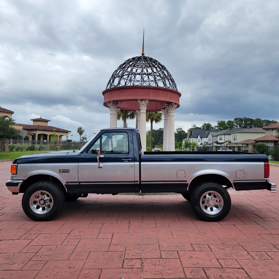 1989 Ford F-250 XLT Lariat - 4