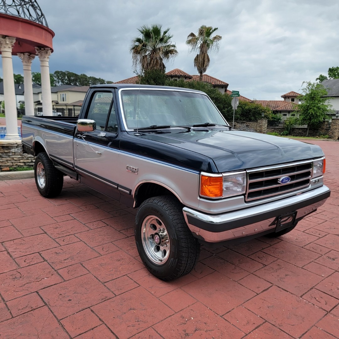 1989 Ford F-250 XLT Lariat