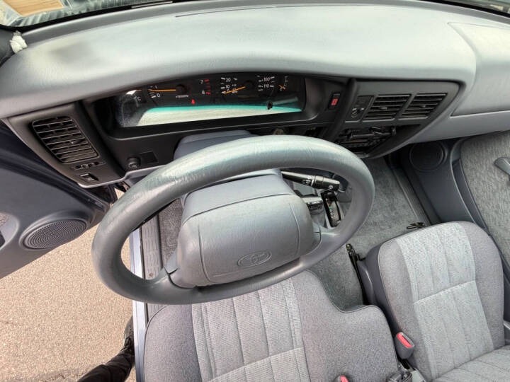 Refurbished 1998 Toyota Tacoma SR5