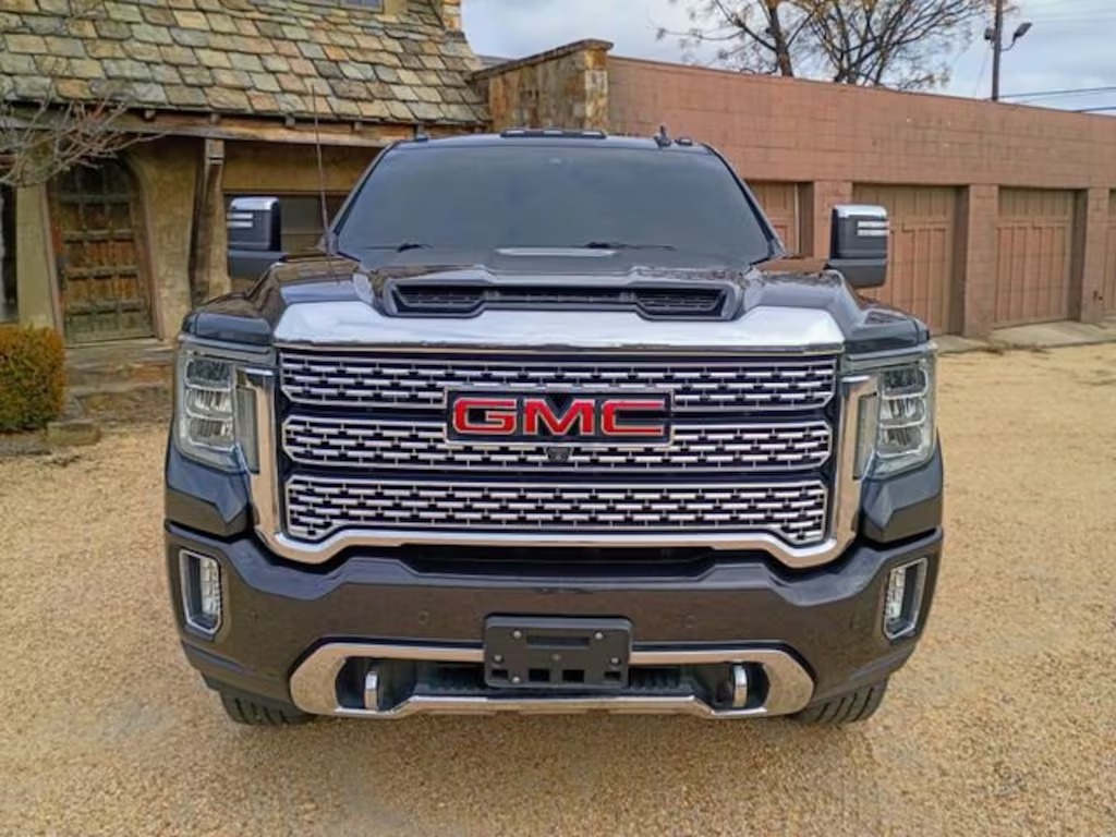 2020 GMC Sierra 2500HD Denali - 3