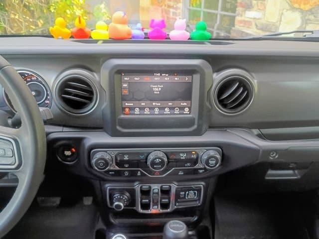 2023 Jeep Gladiator Sport S