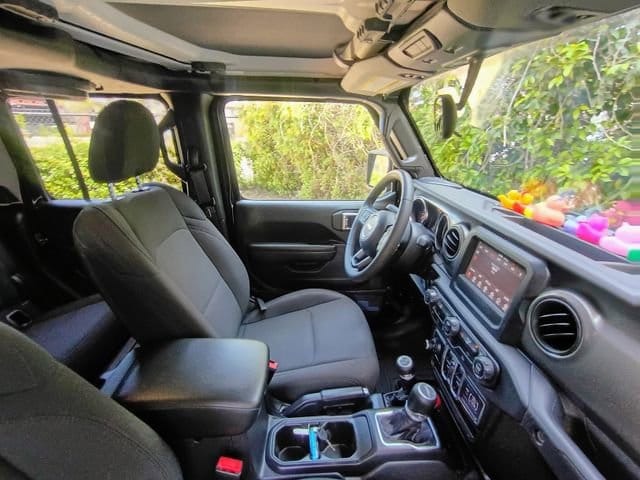 2023 Jeep Gladiator Sport S