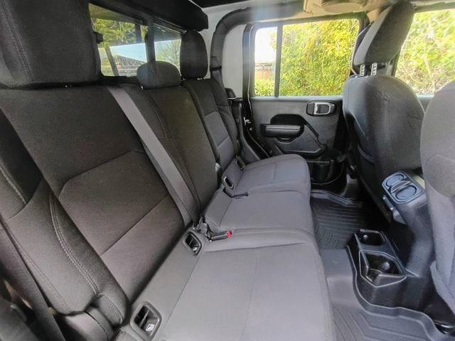 2023 Jeep Gladiator Sport S