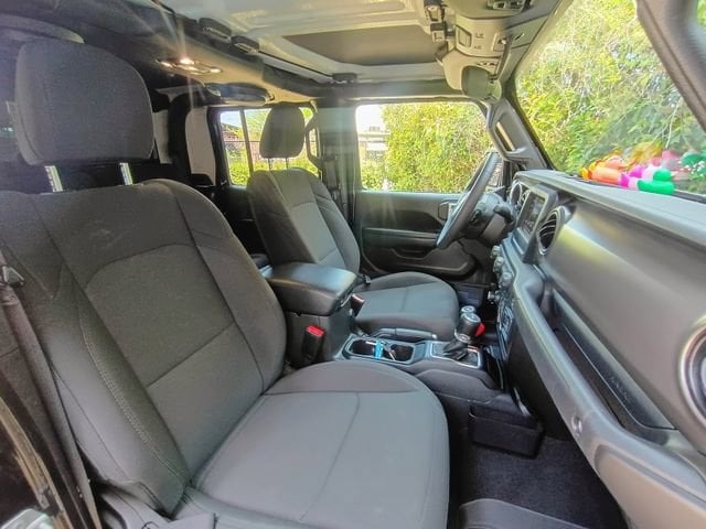 2023 Jeep Gladiator Sport S