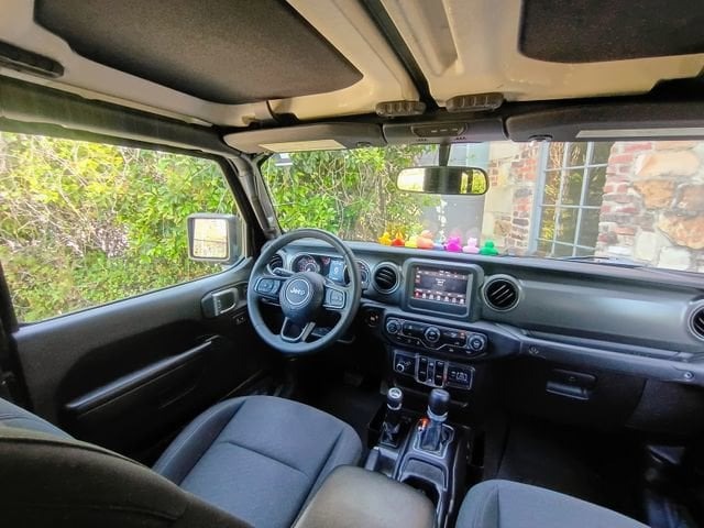 2023 Jeep Gladiator Sport S