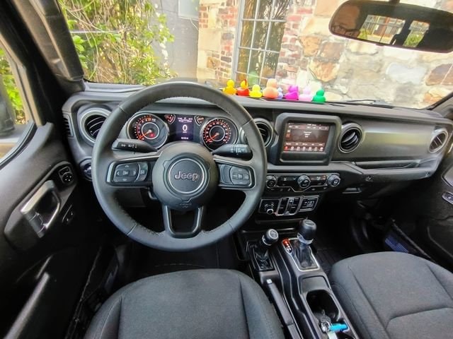 2023 Jeep Gladiator Sport S