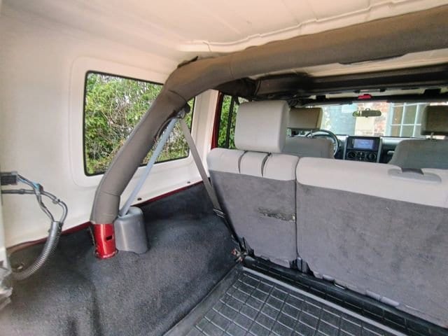 2010 Jeep Wrangler Unlimited Sport