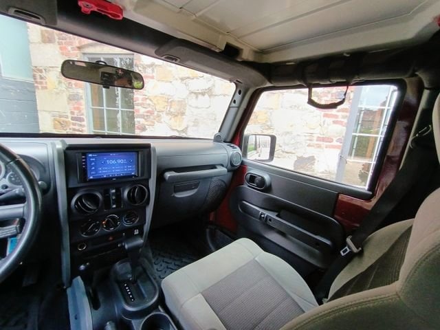 2010 Jeep Wrangler Unlimited Sport