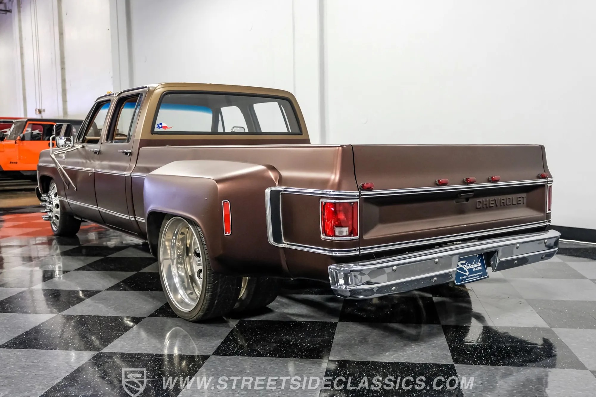 1978 Chevrolet C30 3+3 Dually Restomod - 5