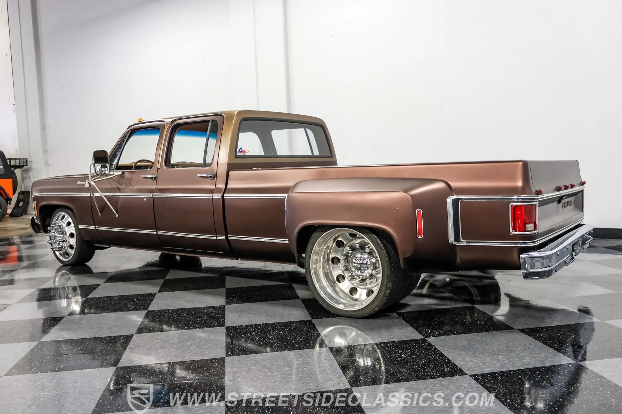 1978 Chevrolet C30 3+3 Dually Restomod