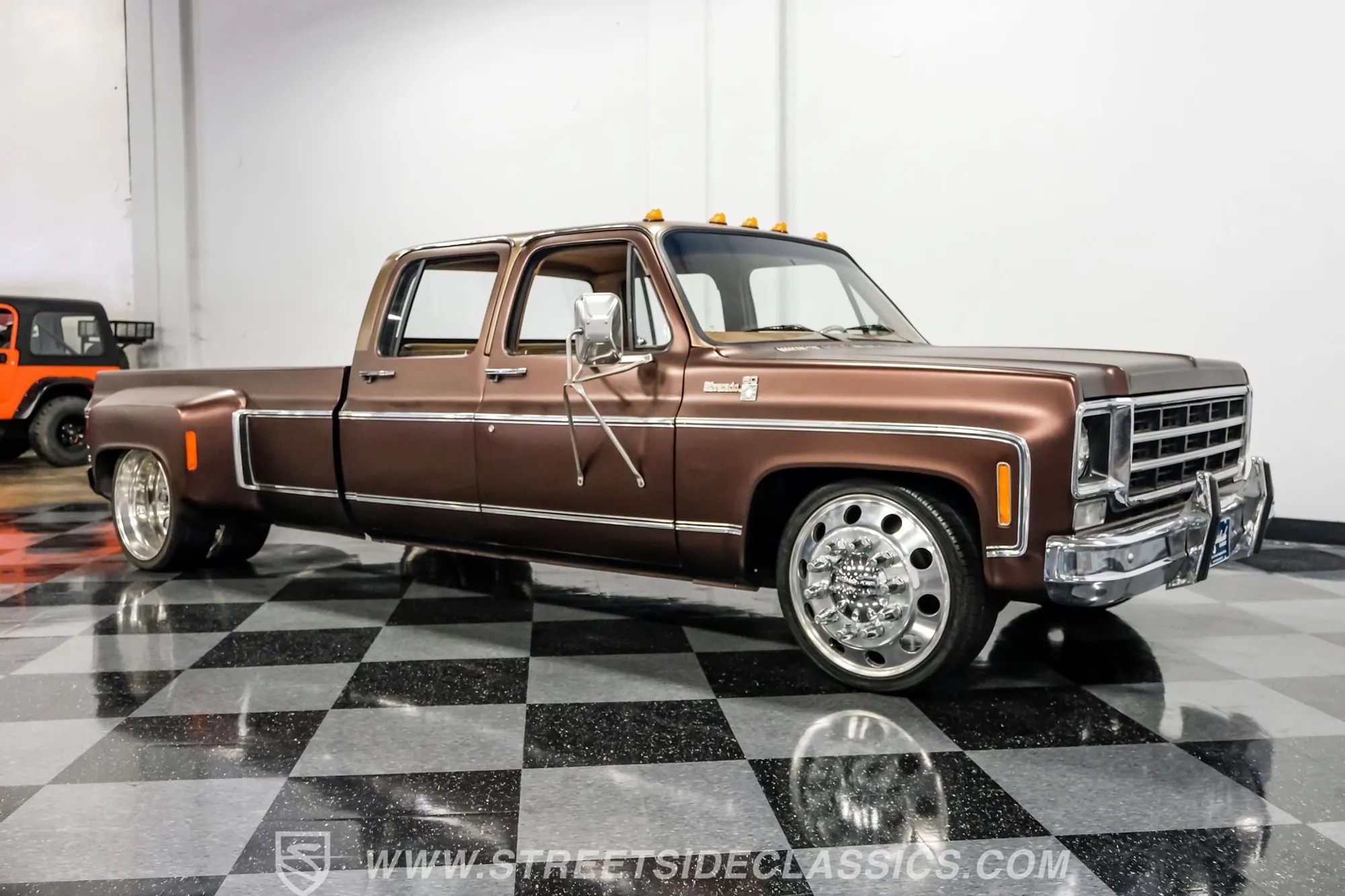 1978 Chevrolet C30 3+3 Dually Restomod
