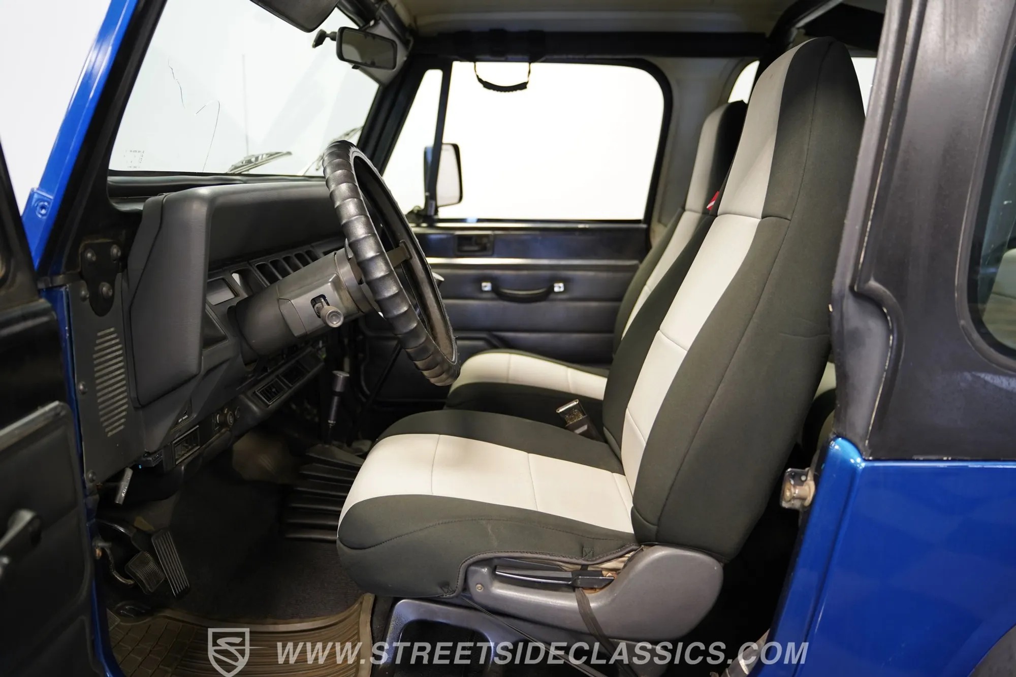 1995 Jeep Wrangler YJ Custom Restomod