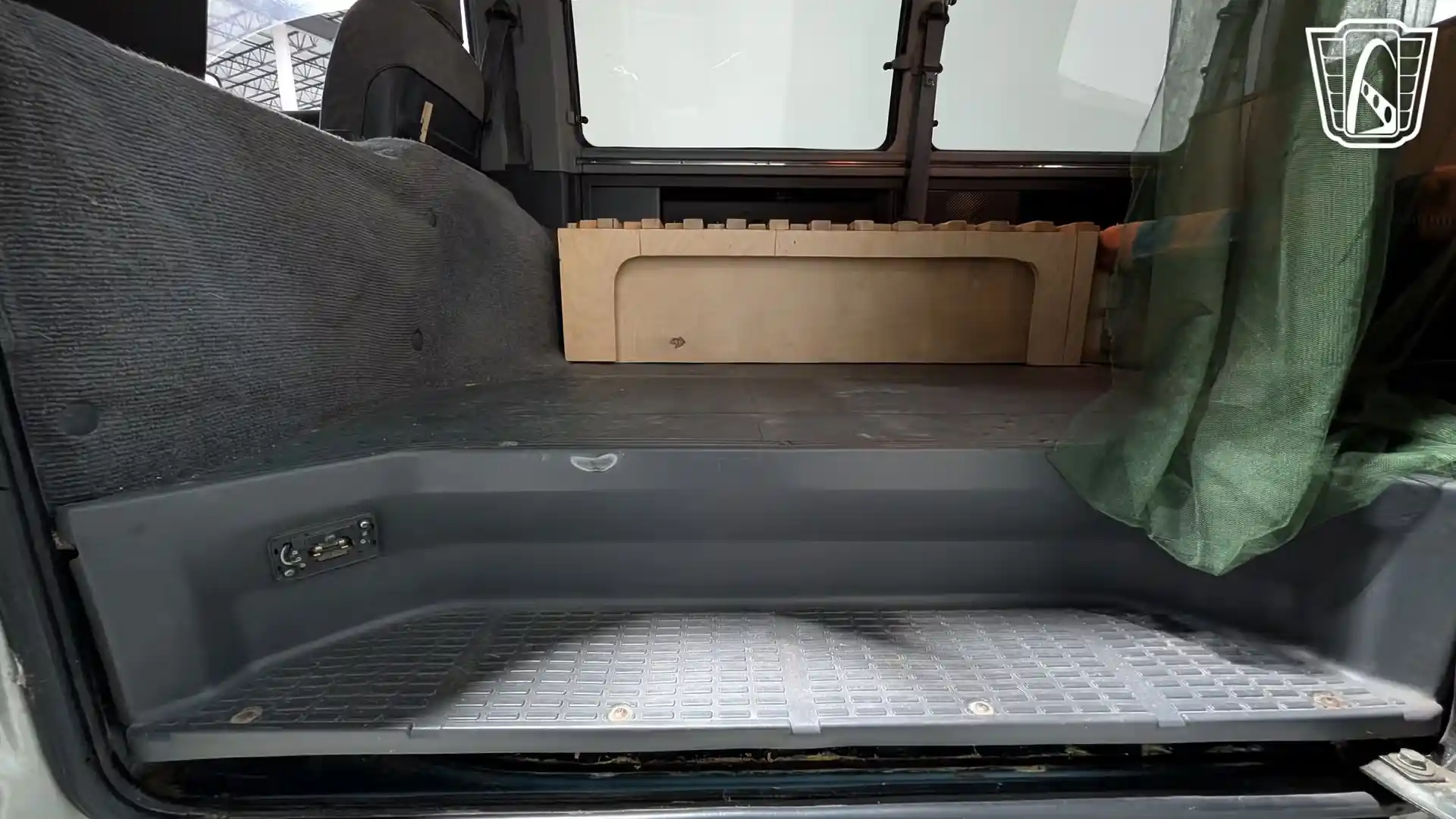 1995 Mitsubishi Delica