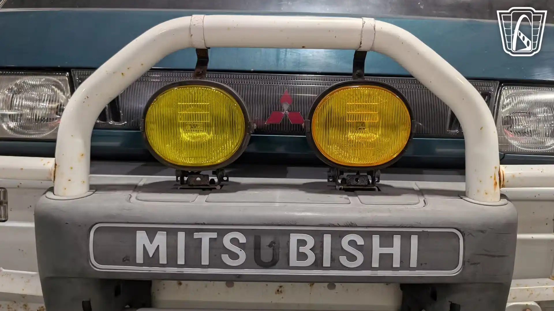 1995 Mitsubishi Delica