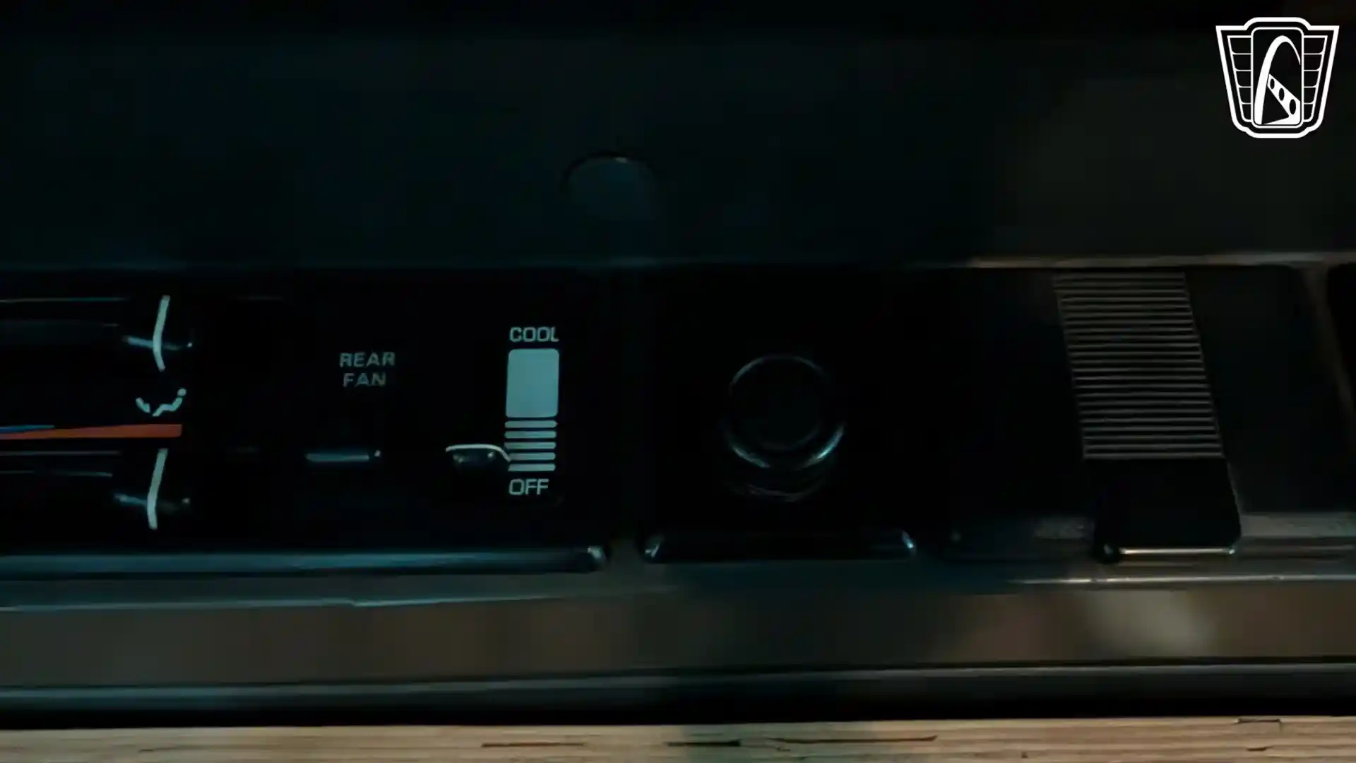 1995 Mitsubishi Delica