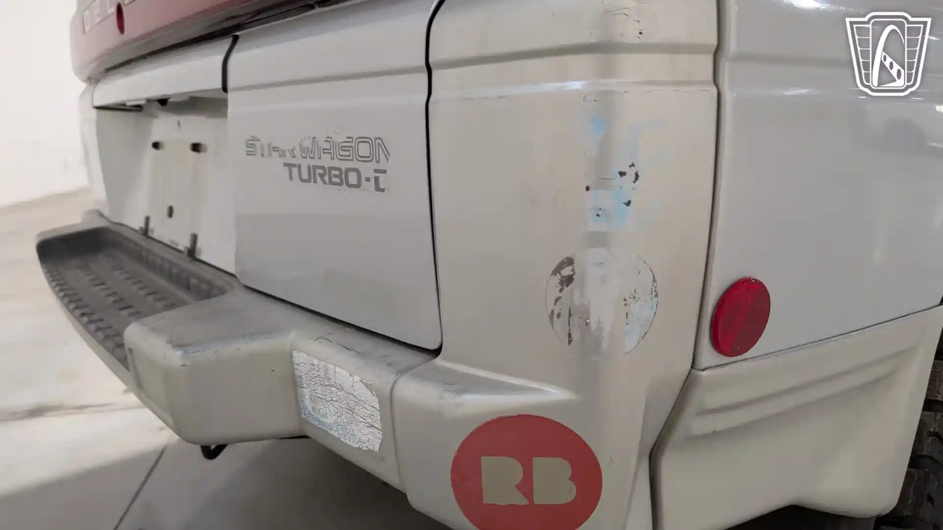 1995 Mitsubishi Delica