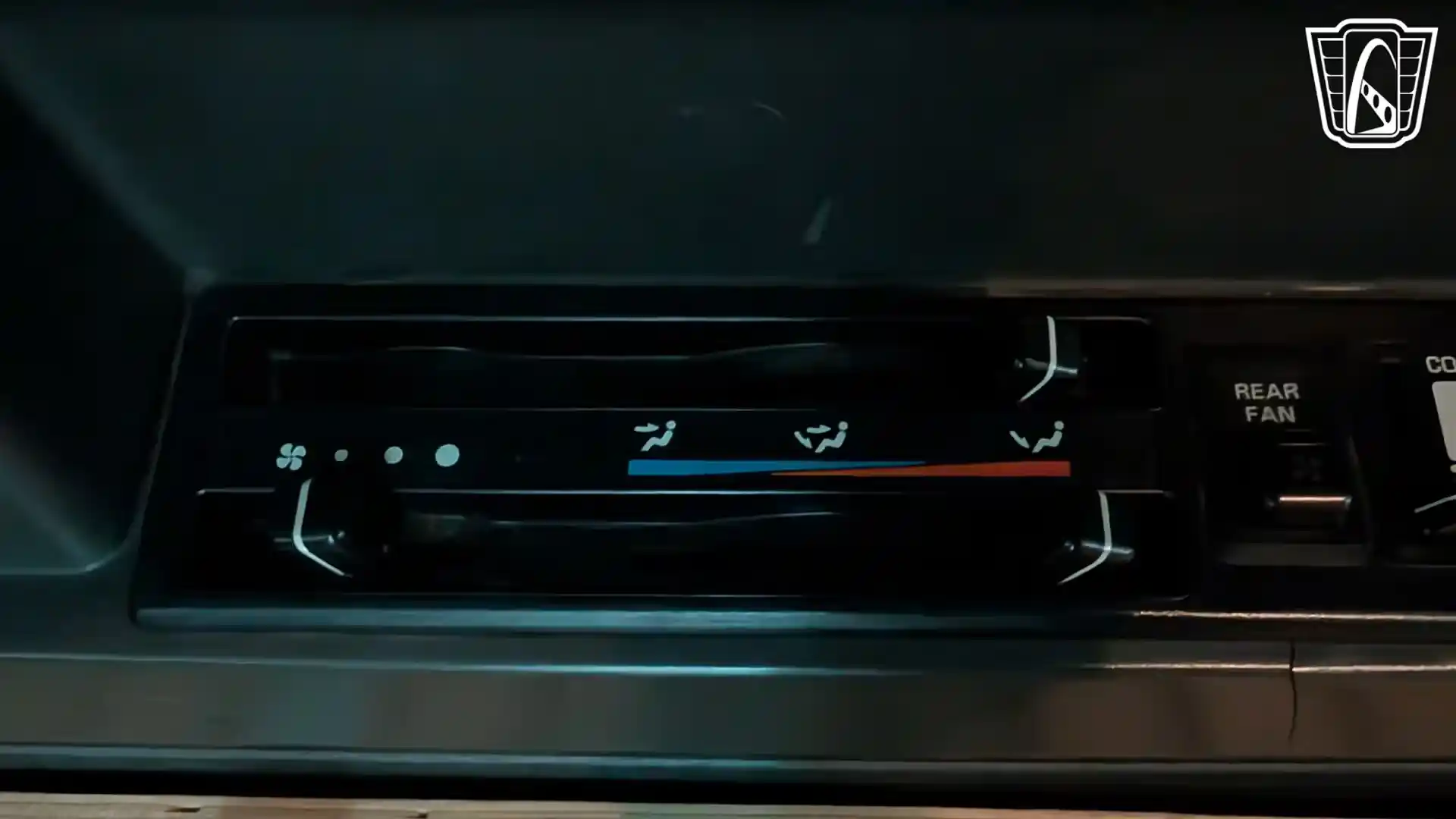 1995 Mitsubishi Delica