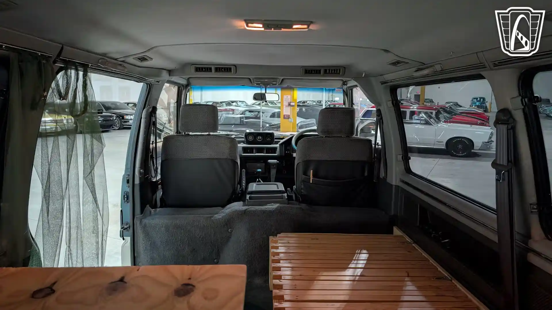 1995 Mitsubishi Delica