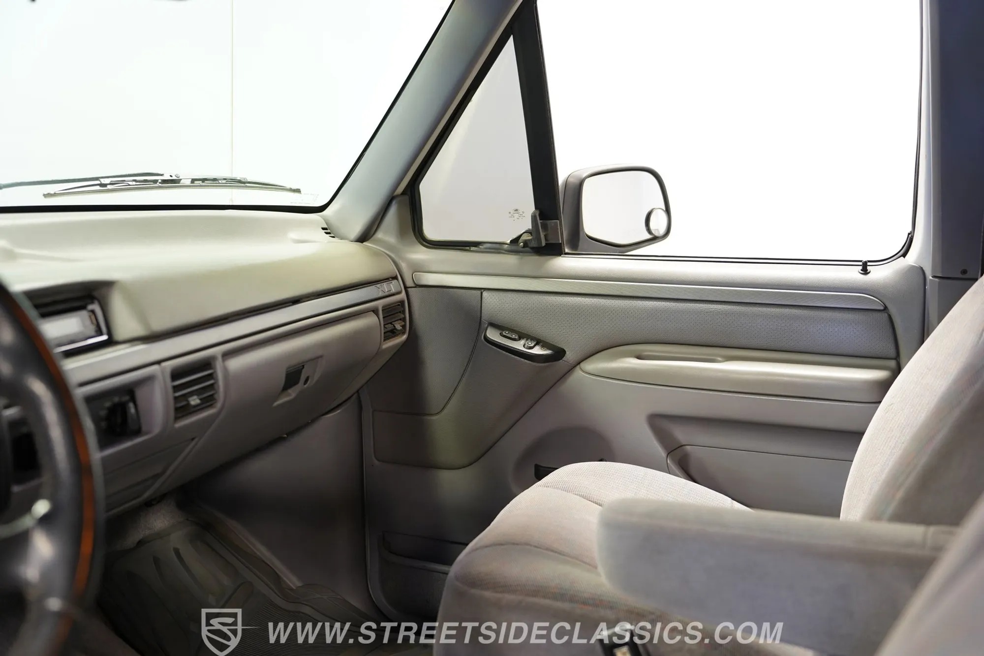 1995 Ford Bronco XLT 4×4