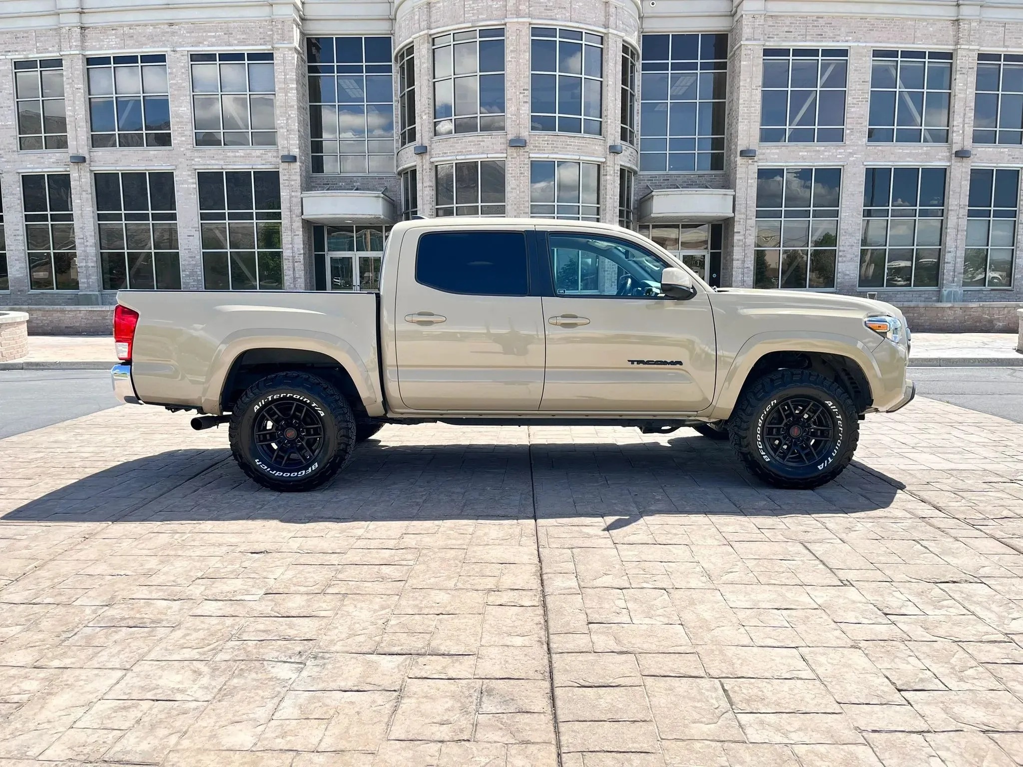 2017 Toyota Tacoma - 4