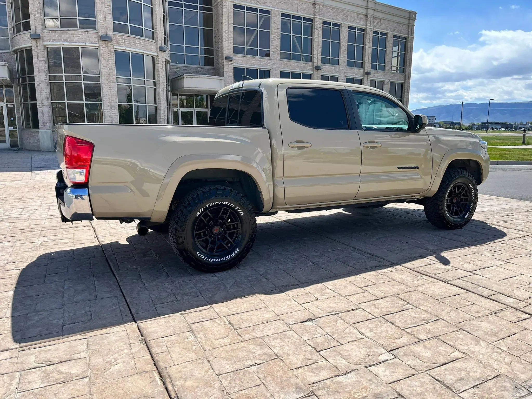 2017 Toyota Tacoma - 3