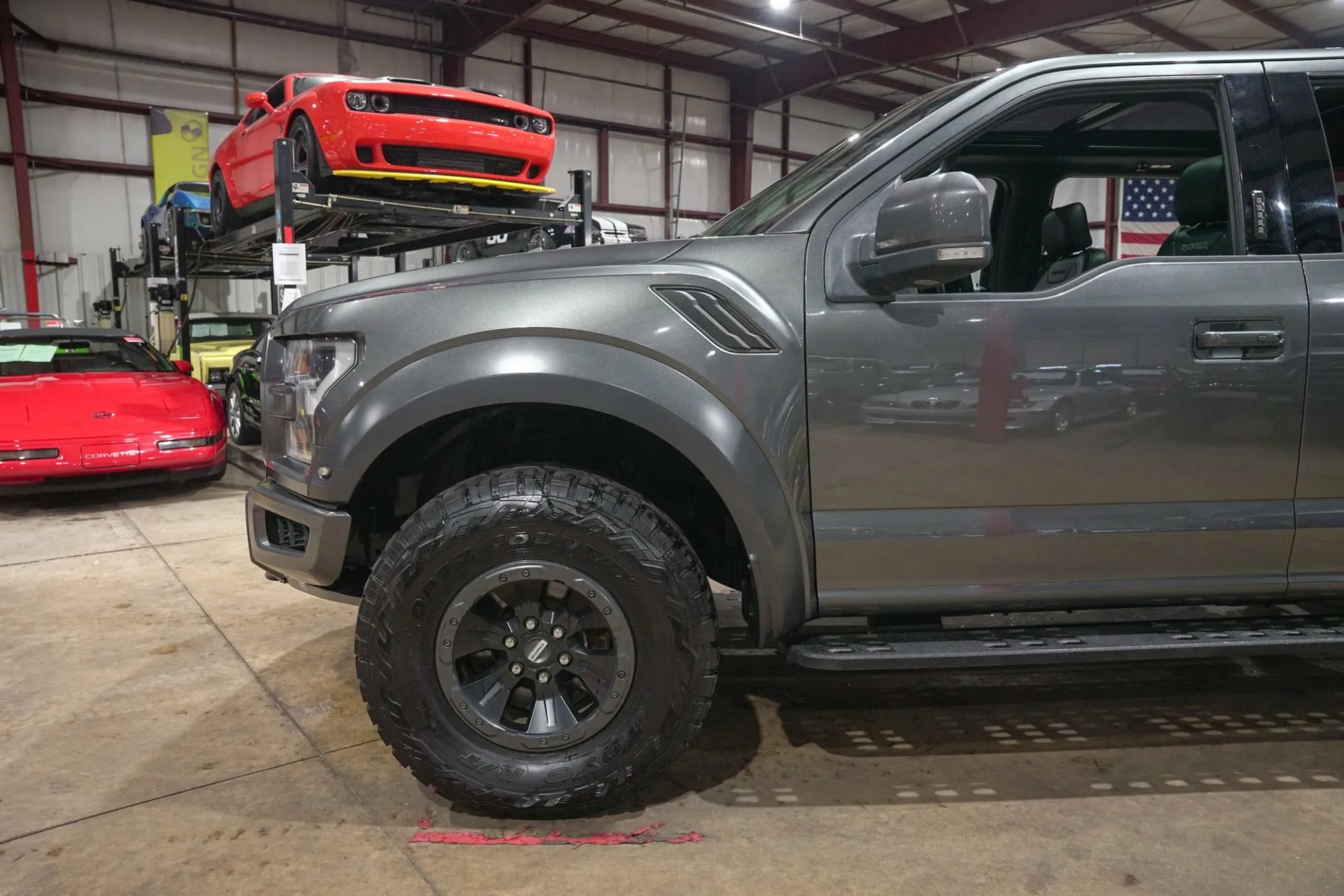 2018 Ford F-150 Raptor - 3